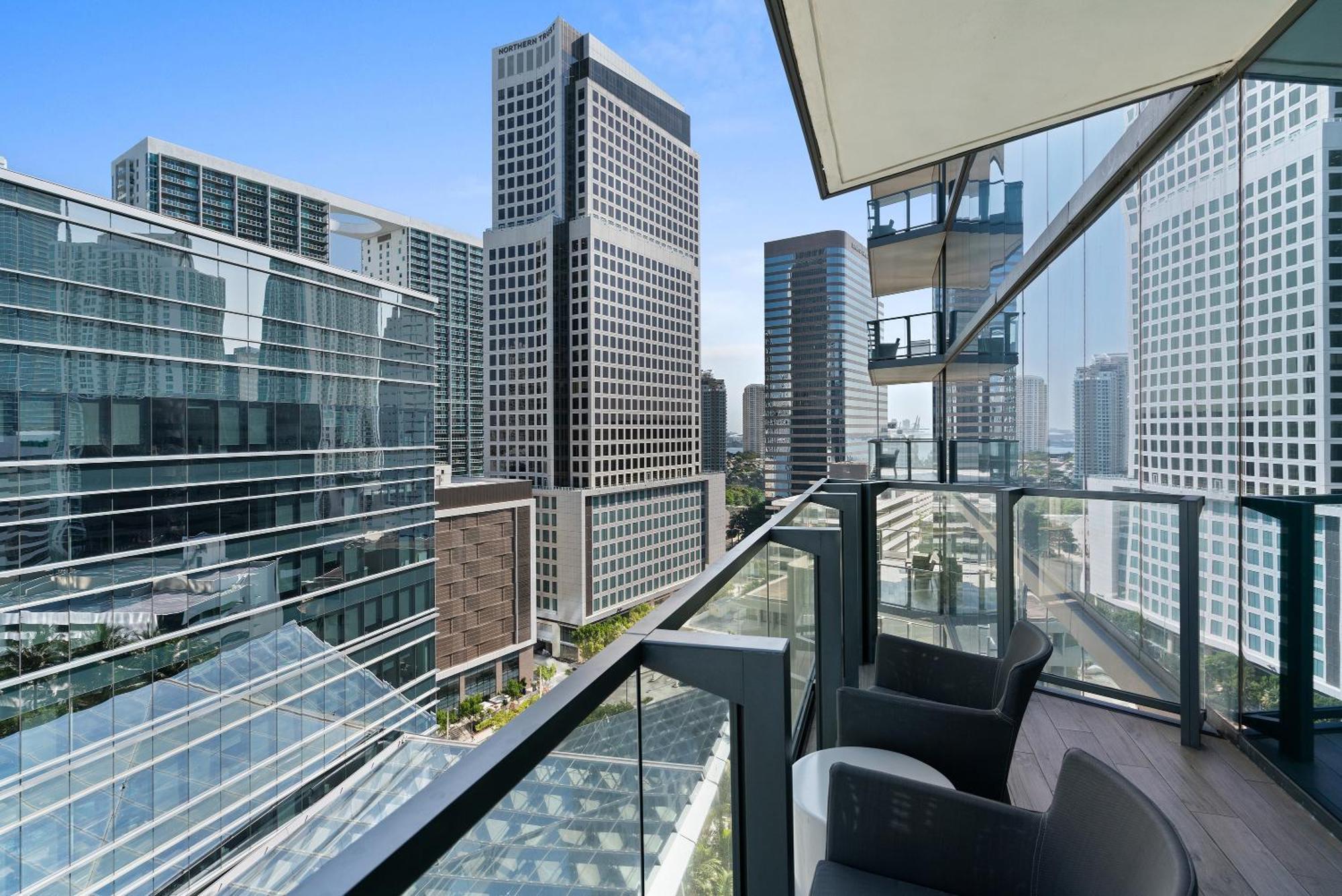 Hotel East