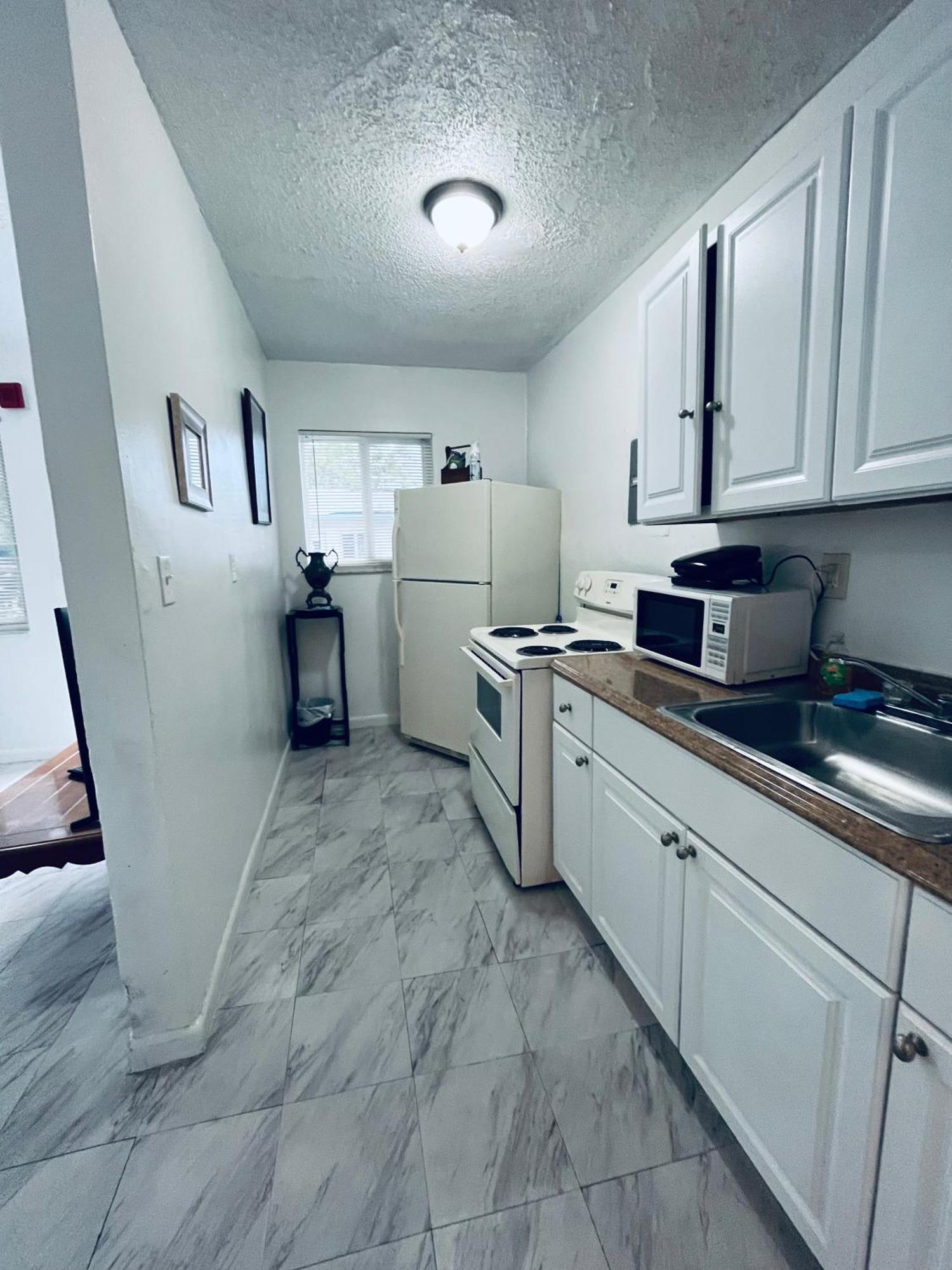 Apartment 5 Minutes To Downtown Apt201 Miami