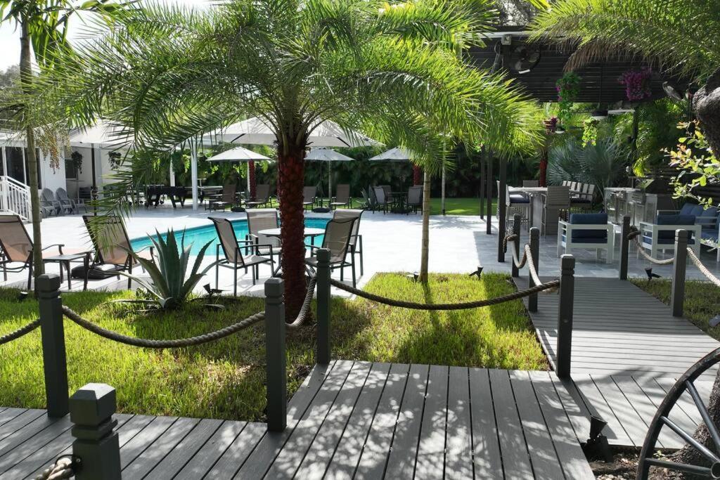 With Outdoor Sauna, Outdoor Bar And Pergola With Games
