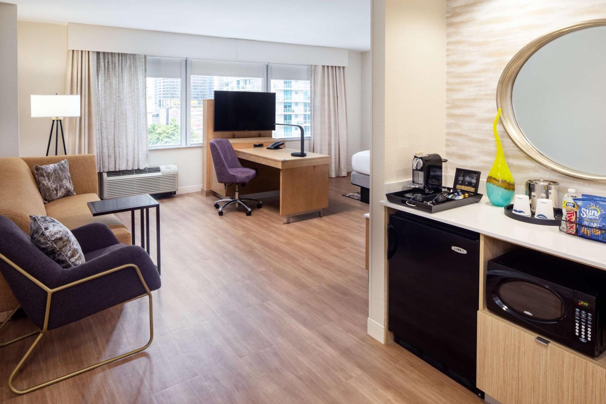 Hotel Hampton & By Hilton Downtown/brickell 3*