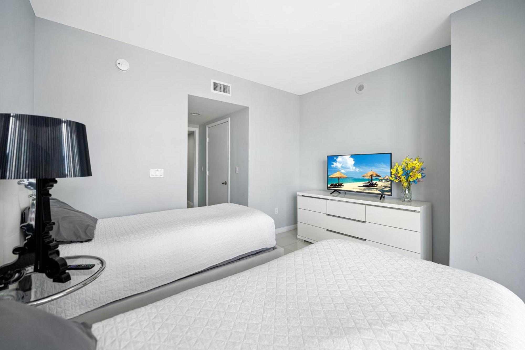 Icon Brickell In Downtown 2bd 2ba Aparthotel *