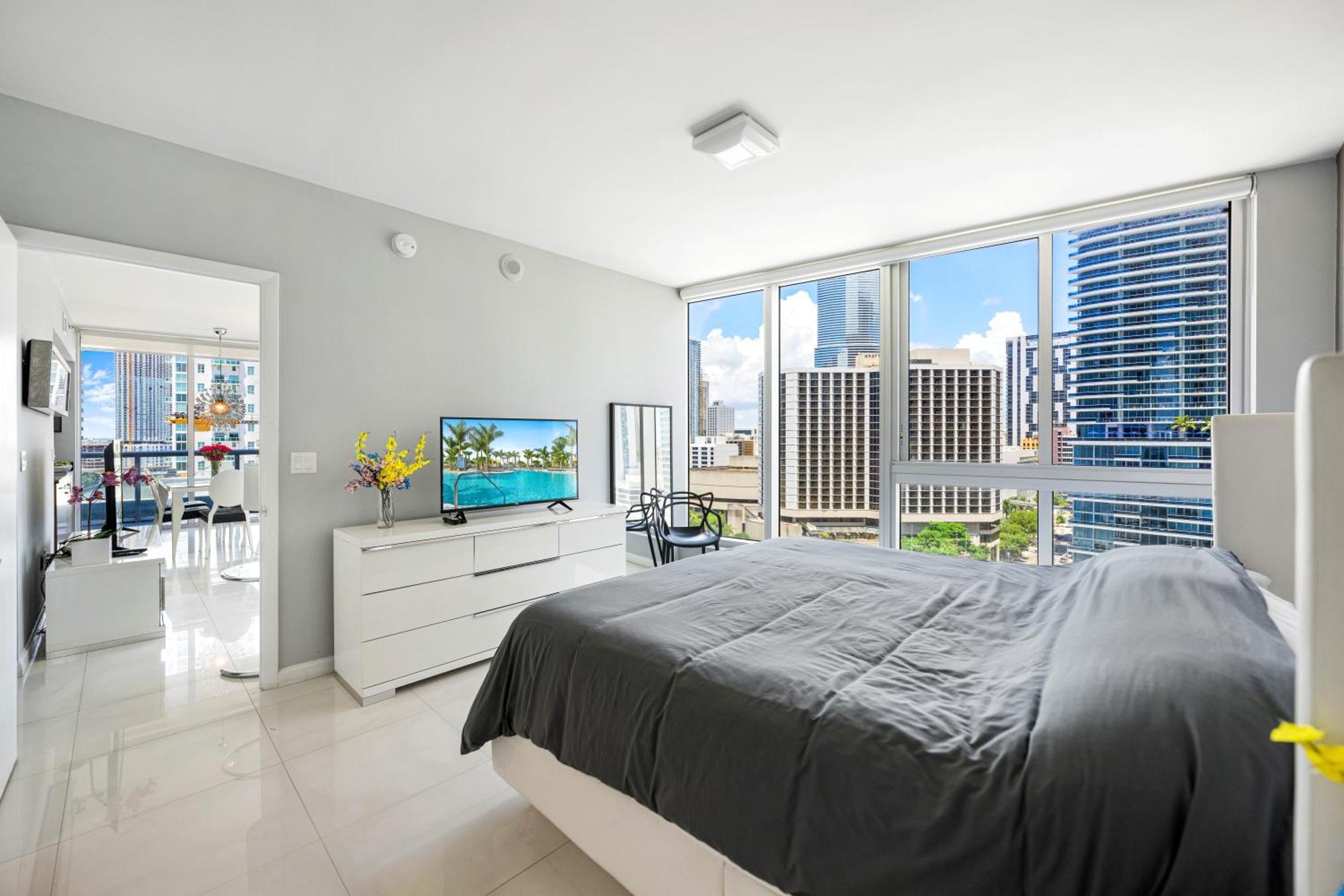 Icon Brickell In Downtown 2bd 2ba Miami