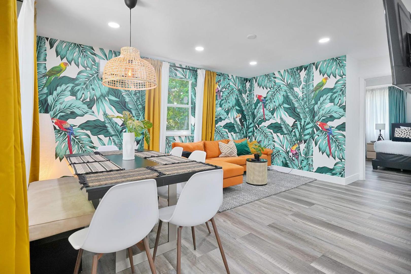 Vacay Spot Wynwood Jungle Fever Shower Massage Jets, Bbq, Patio Led Vibes, Prime Loc! 6 Blocks Away From Bars, Nite Clubs, Res, Shops Ferienhaus *