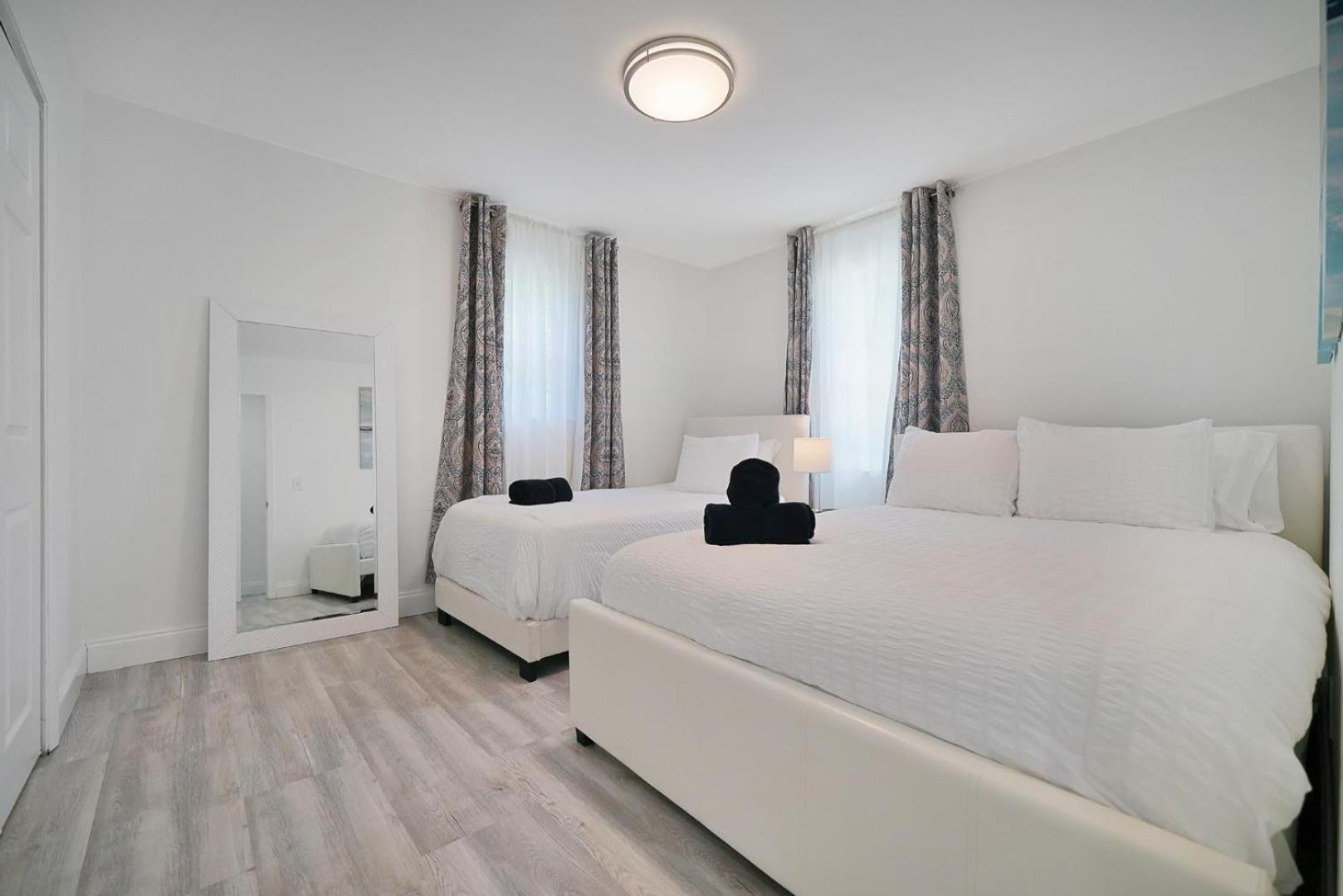 Vacay Spot Wynwood Comfort 2 Kitchen 2 Bbqs Patio Vibes, Prime Loc! 6 Blocks Away From Bars, Nite Clubs, Res, Shops Miami