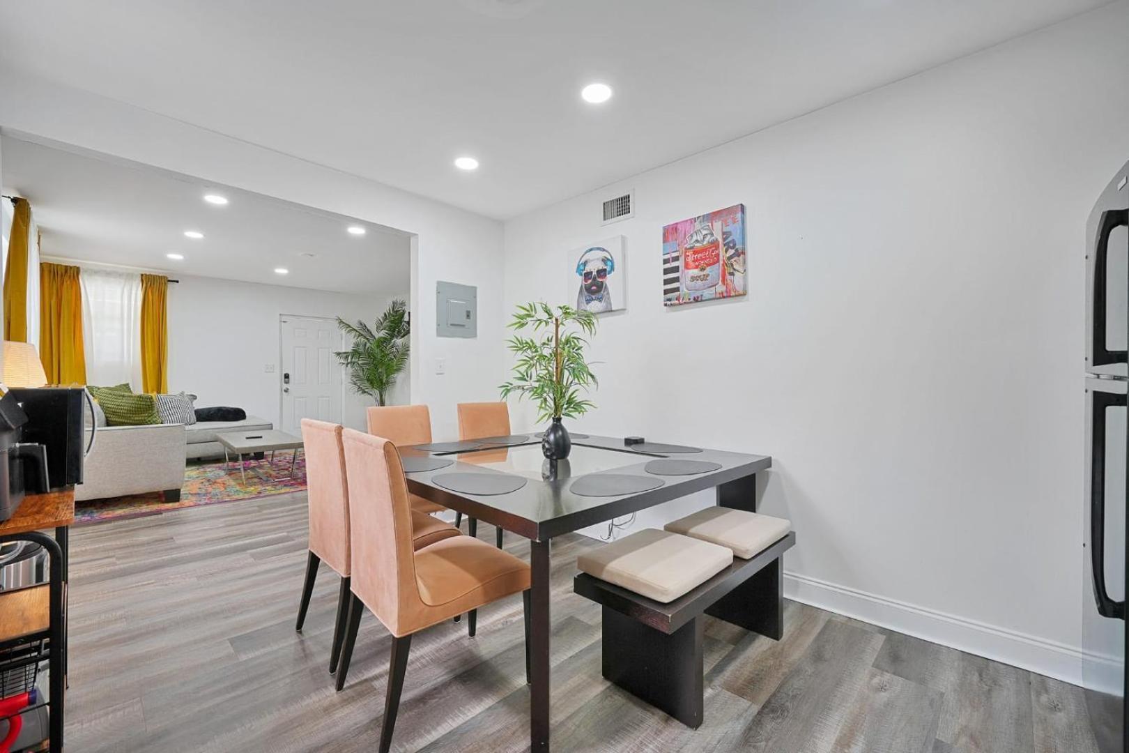 Vacay Spot Wynwood Comfort 2 Kitchen 2 Bbqs Patio Vibes, Prime Loc! 6 Blocks Away From Bars, Nite Clubs, Res, Shops Ferienhaus