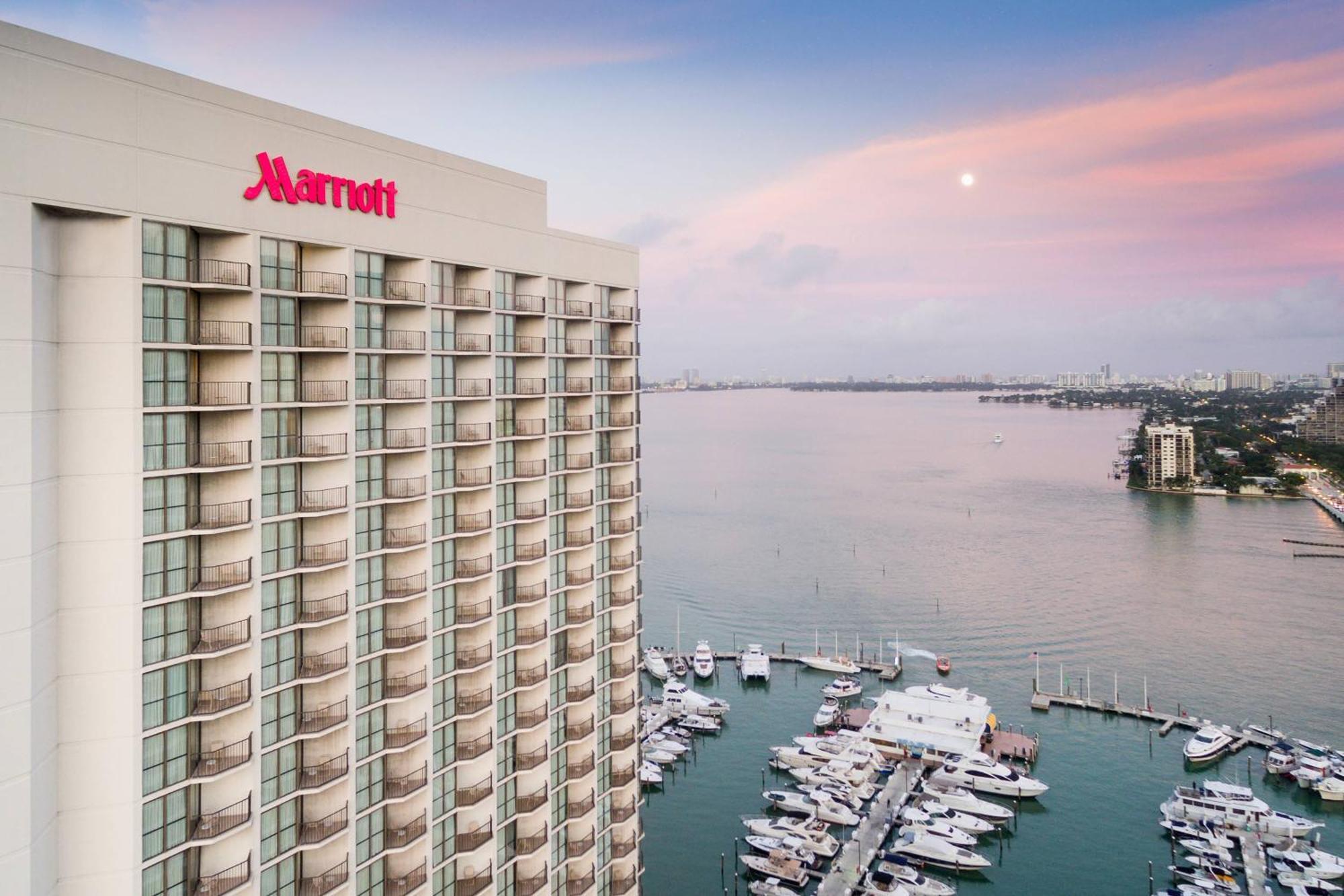 Marriott Biscayne Bay 4*