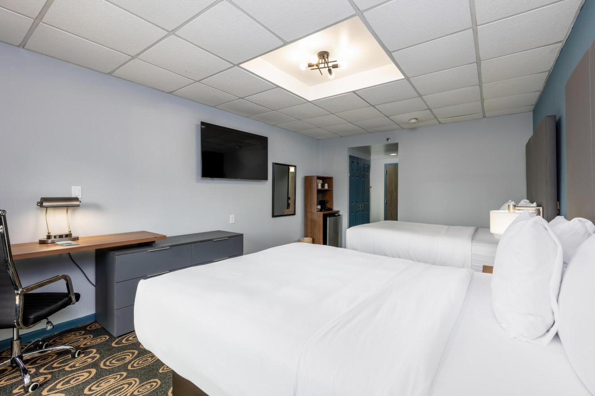 Regency Airport Hotel 3*