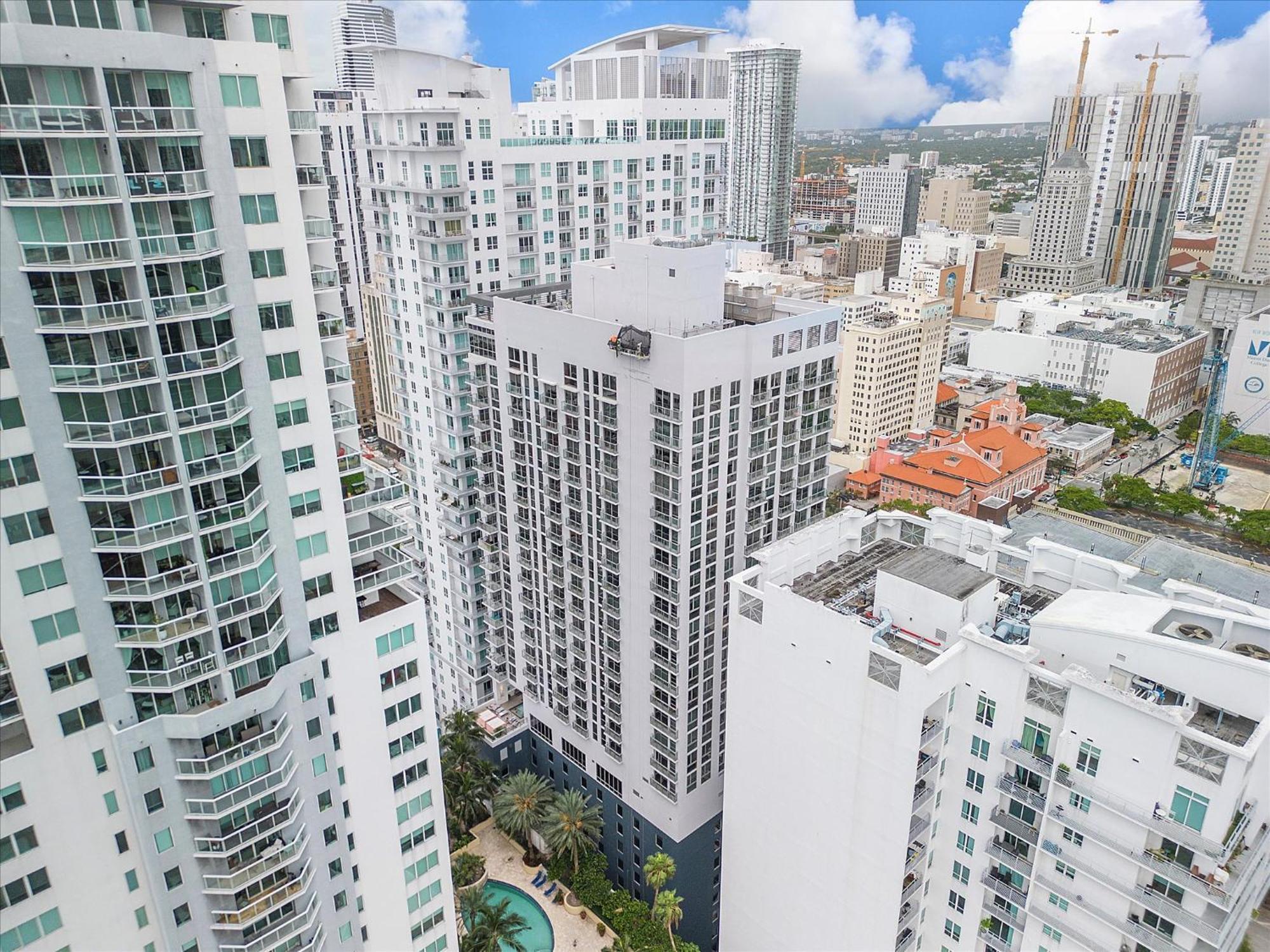 Apartment Special Offer - 2br - 1 & Half Bath - Steps To Kaseya Center