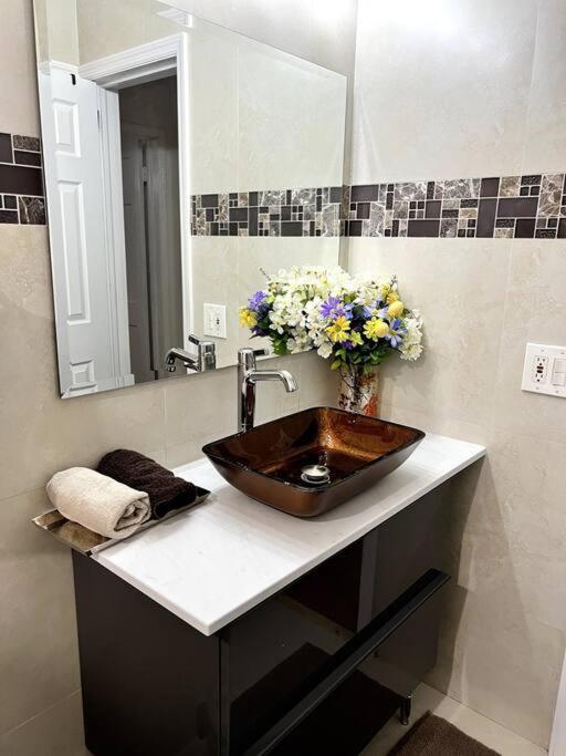 Adorable 2-bedroom House With Free Parking Miami