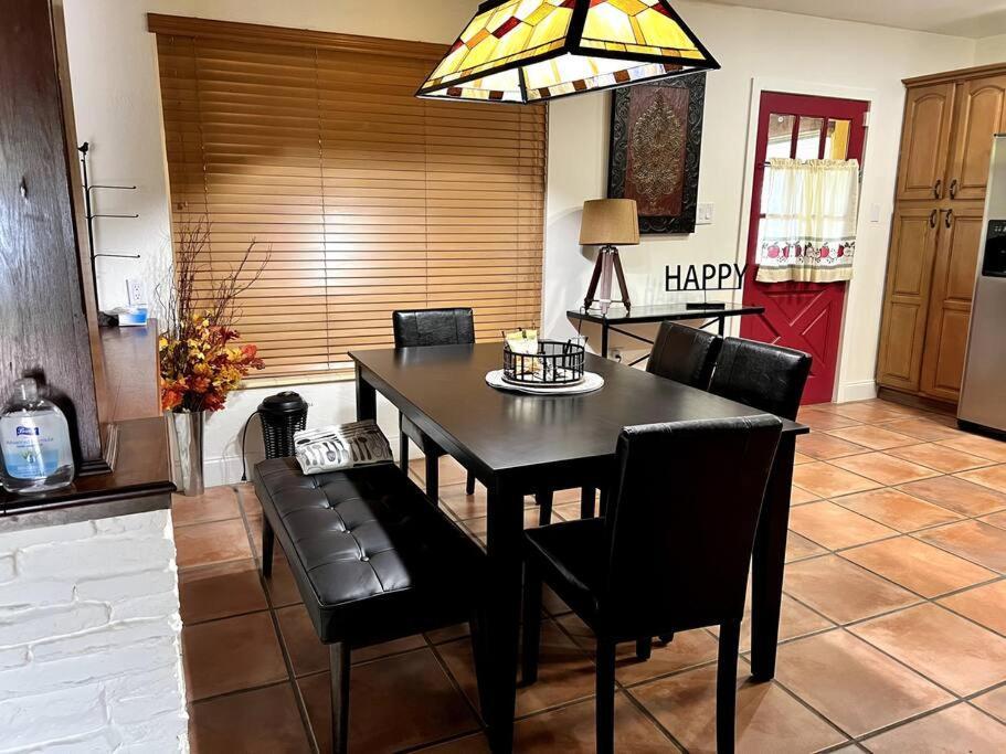 Adorable 2-bedroom House With Free Parking Miami
