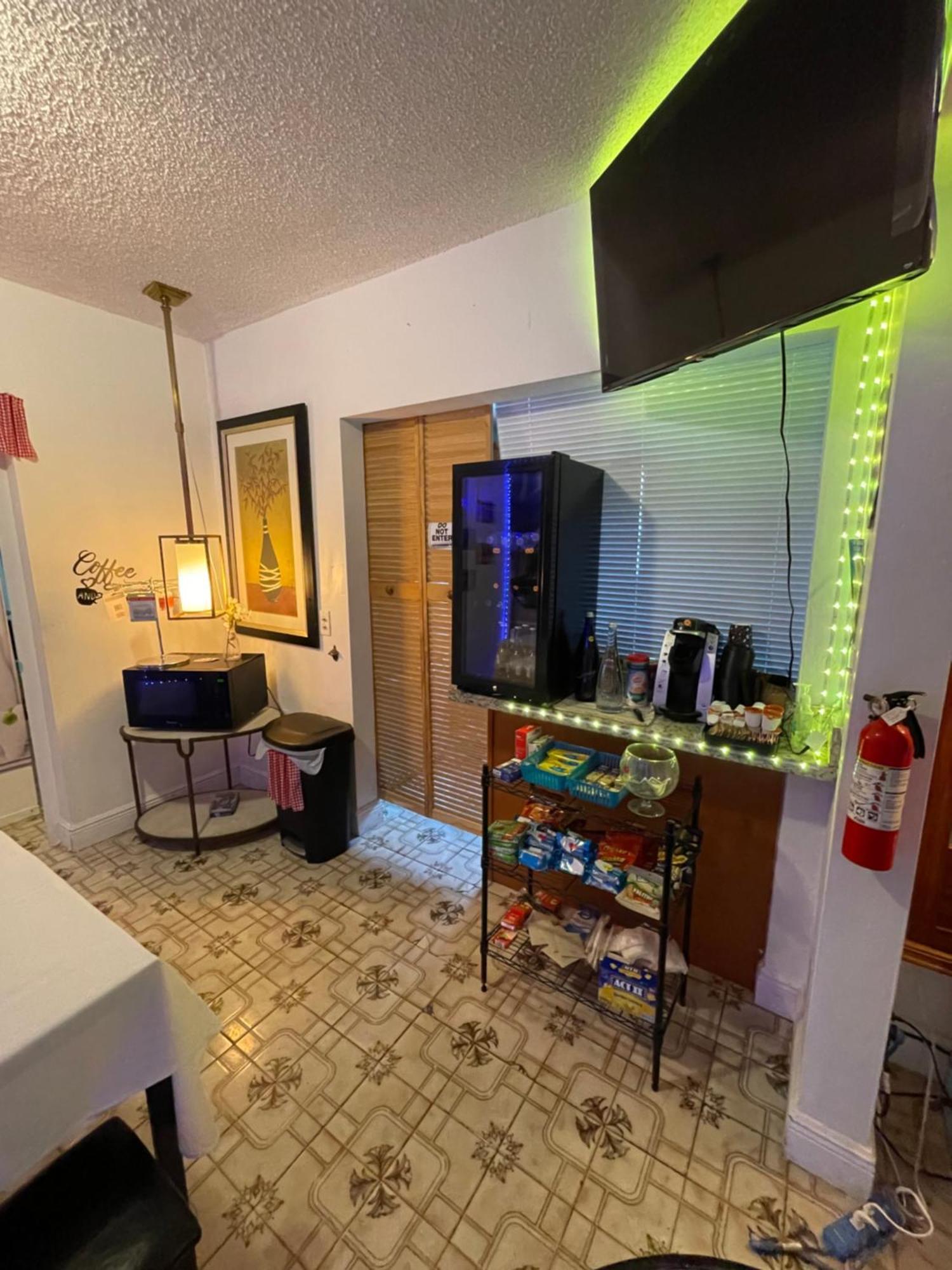 Centrica Calle 8 Homestay