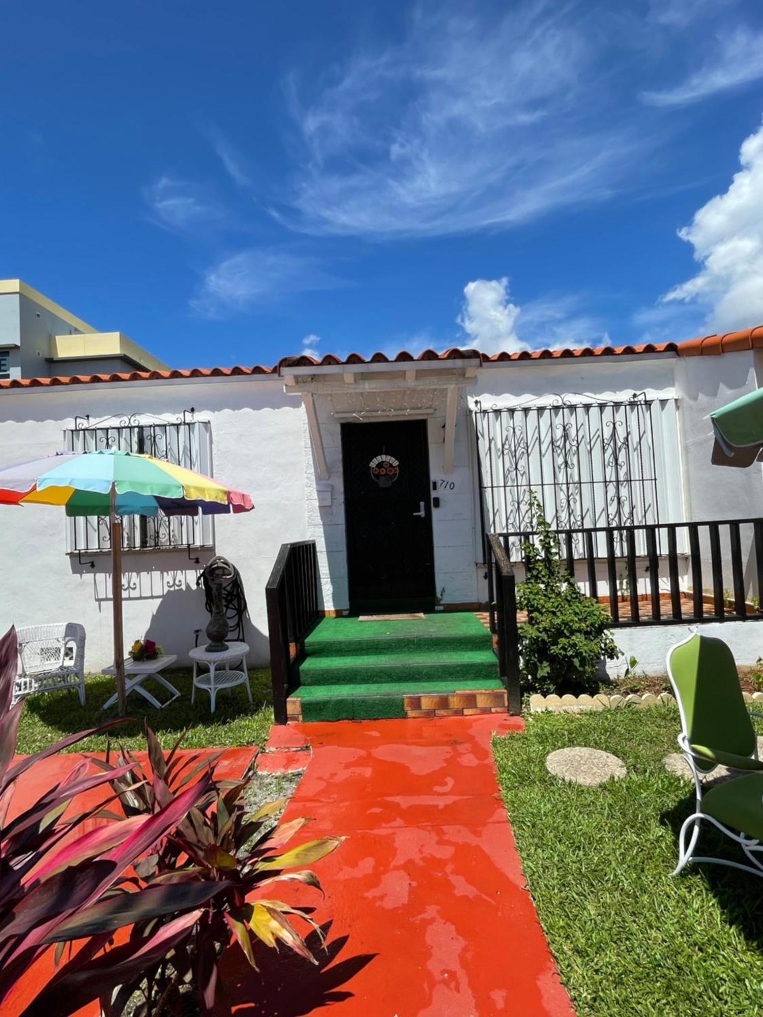 Homestay Centrica Calle 8 *