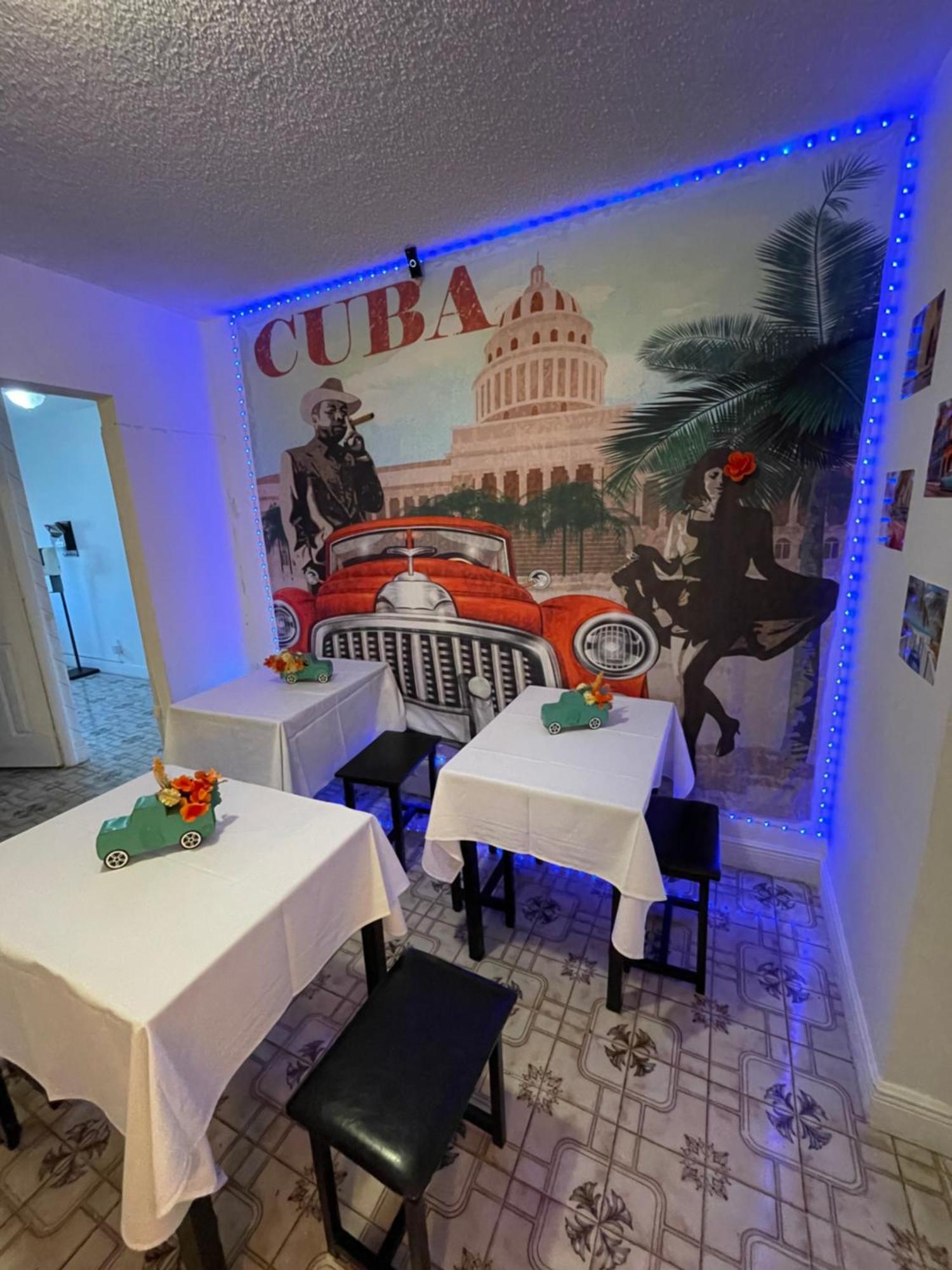 Centrica Calle 8 Homestay