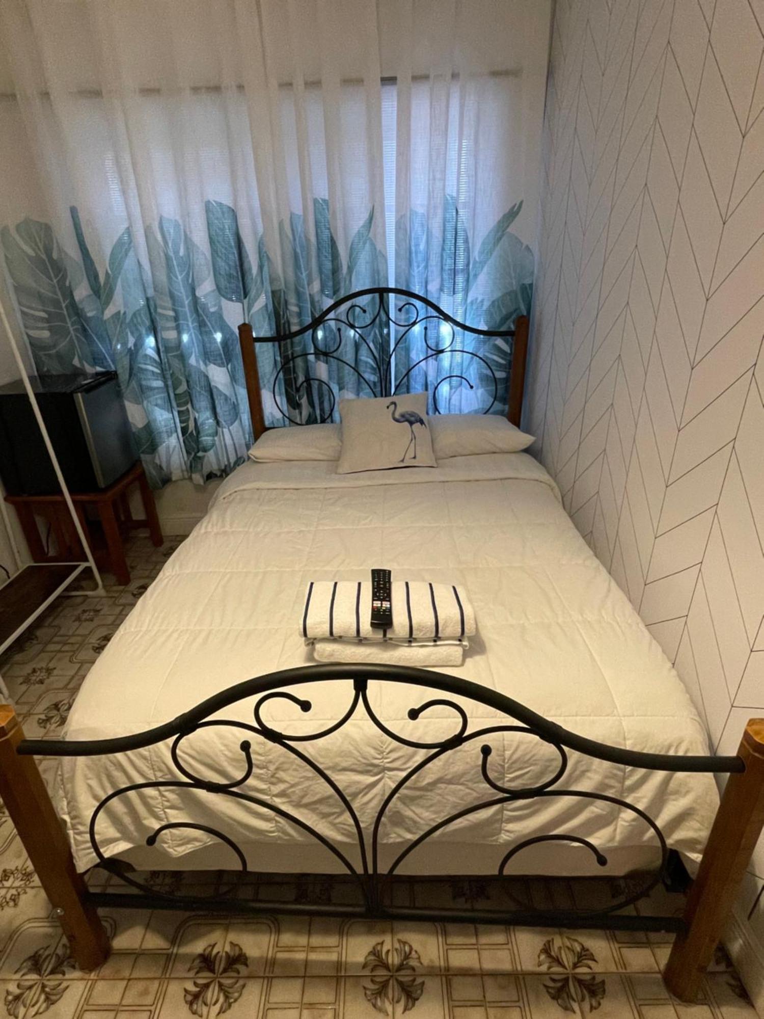 Centrica Calle 8 Homestay