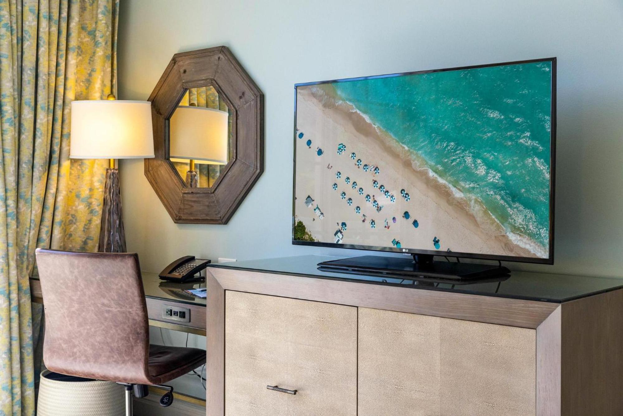 Lovely Deluxe Unit Located At Ritz Carlton - Key Biscayne! Holiday home *