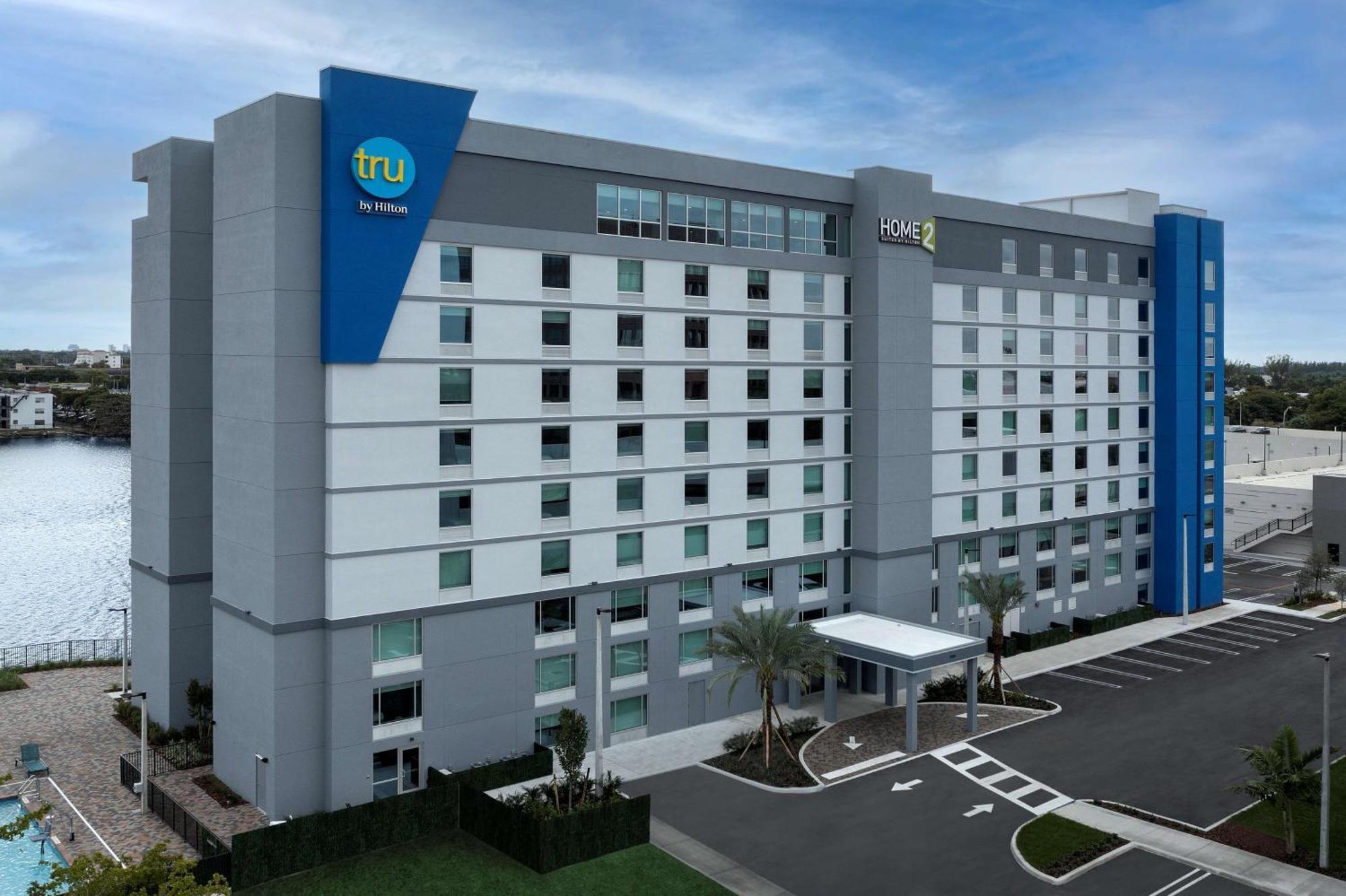 Hotel Home2 By Hilton Airport South Blue Lagoon