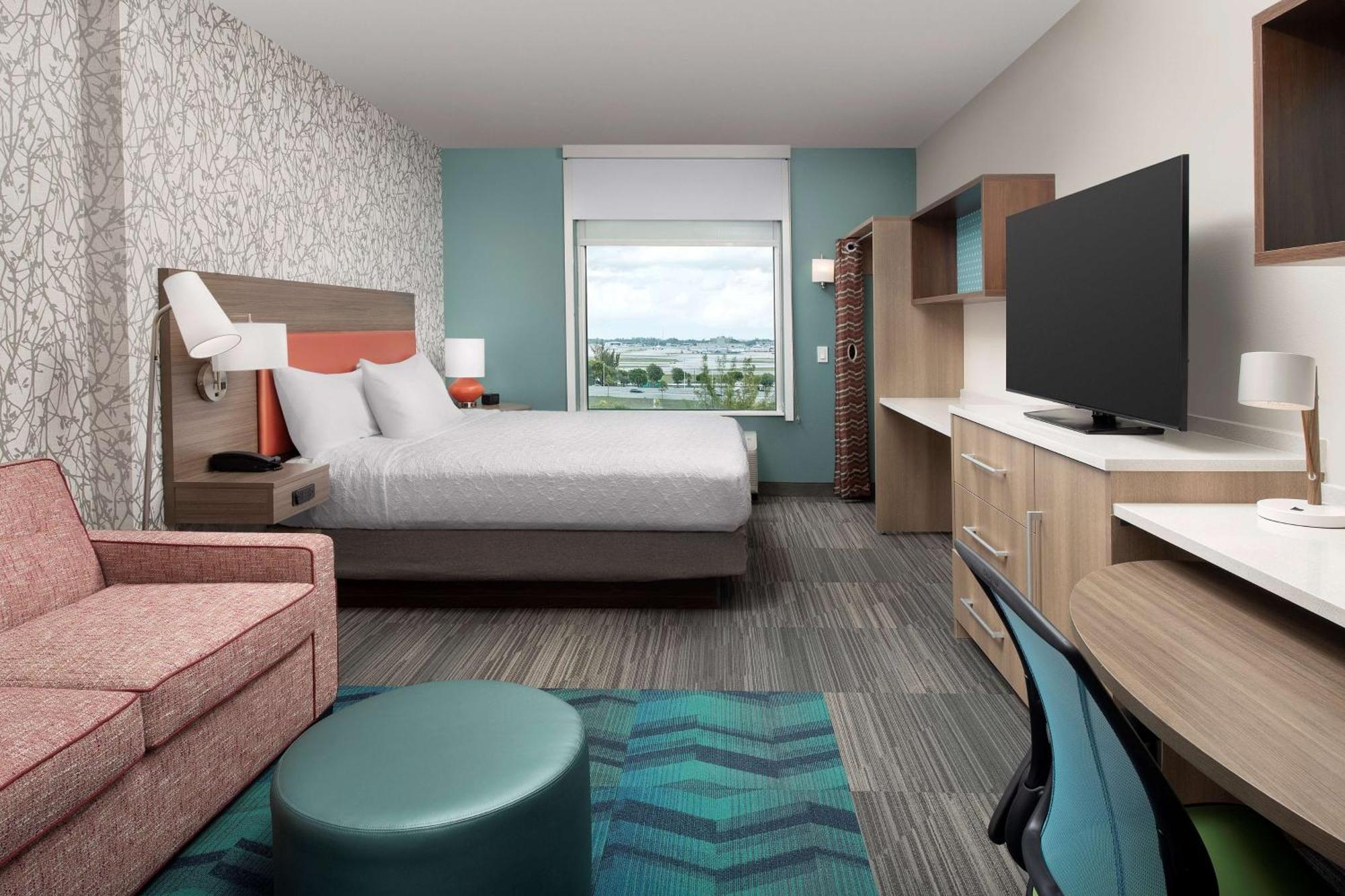 Home2 By Hilton Airport South Blue Lagoon Miami