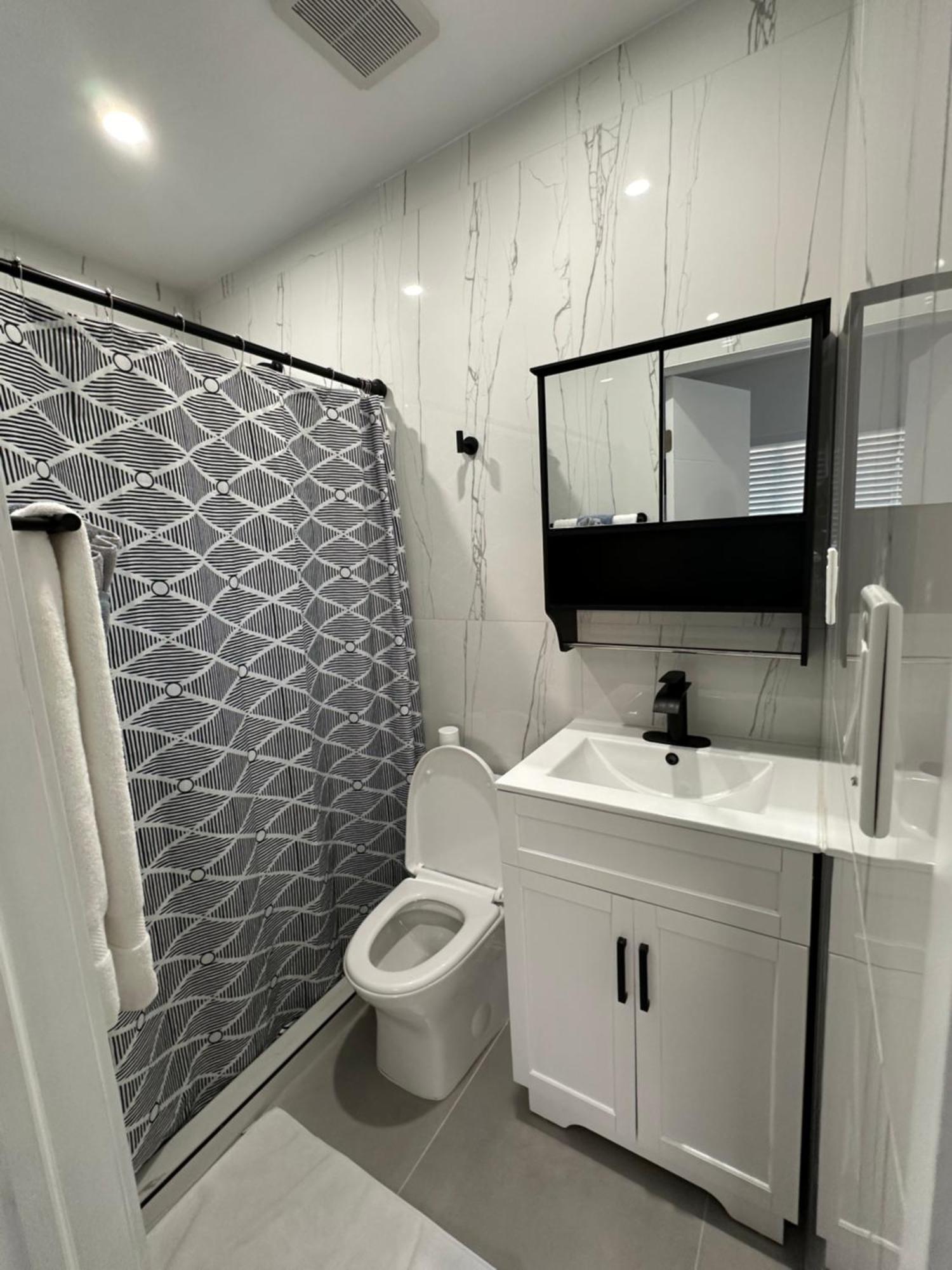 Homestay Lyz Airport Miami