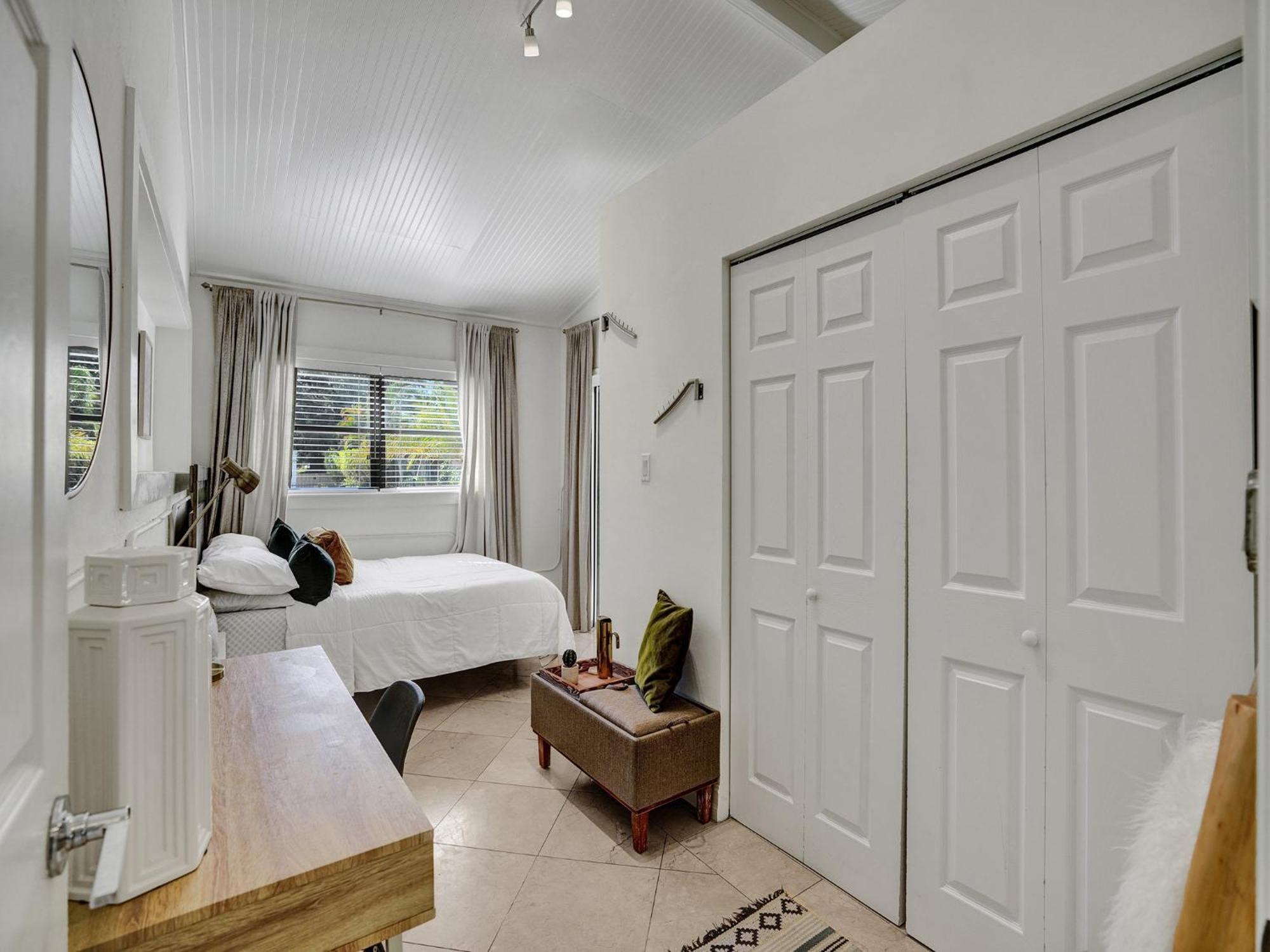 Azzure 10 Mins To South 4 Bedroom * Miami