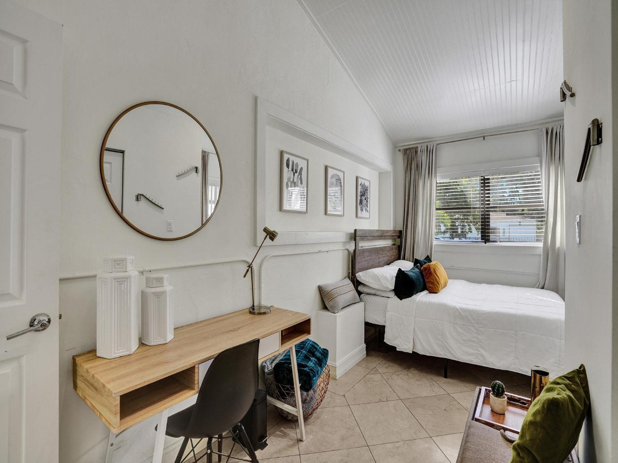 Azzure 10 Mins To South 4 Bedroom Miami