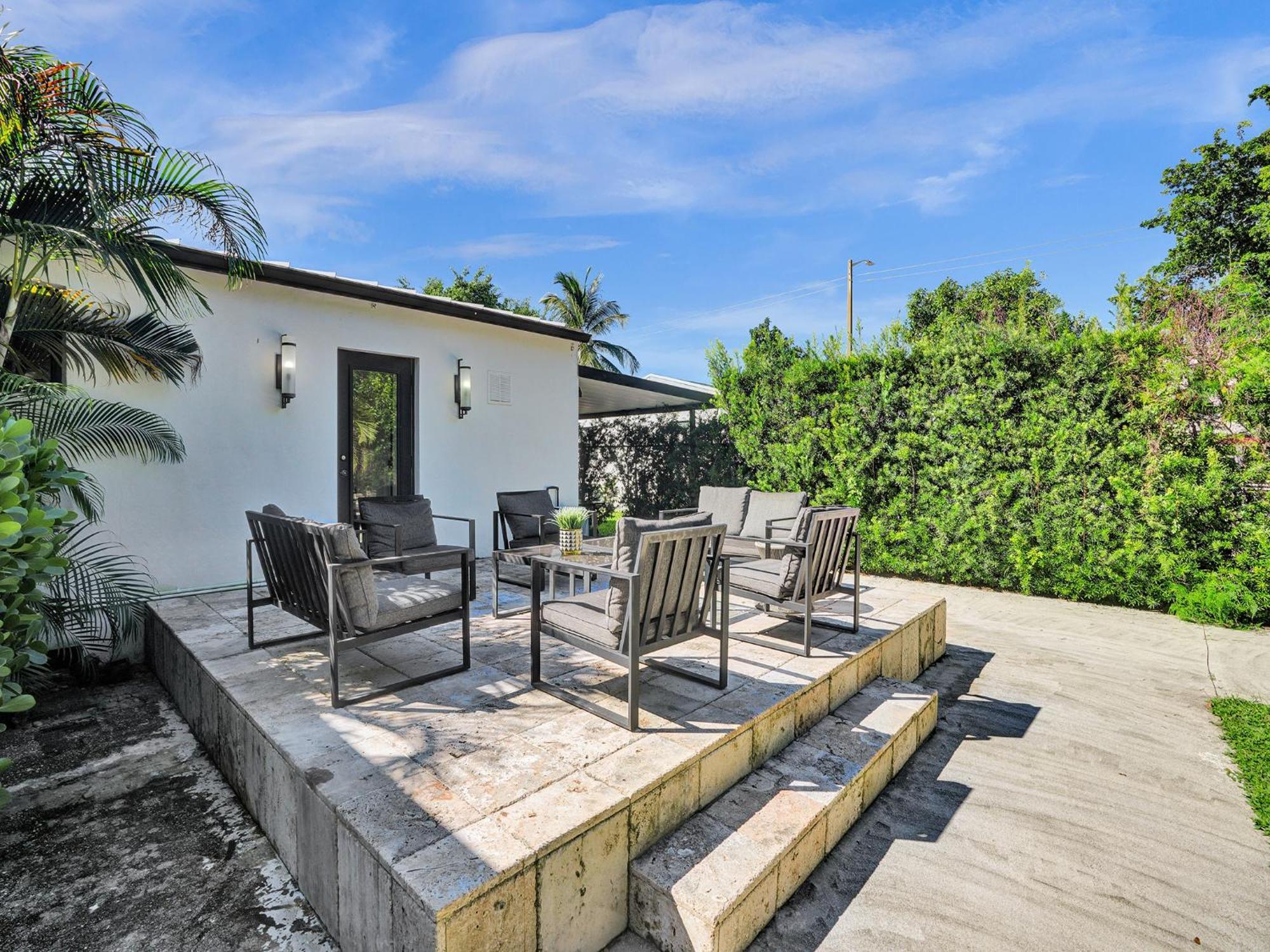 Azzure 10 Mins To South 4 Bedroom * Miami