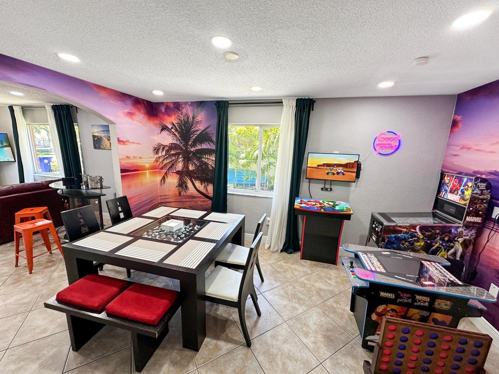 Ferienhaus Vacay Spot Happy Escape 15 Min Massage Shower Prime Loc! 6 Blocks Away From Bars, Nite Clubs, Res, Shops *