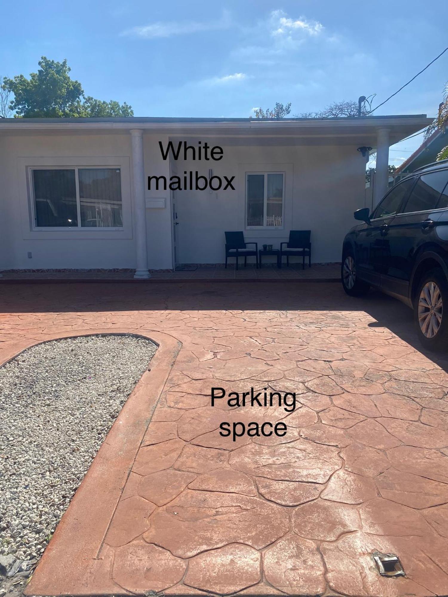Beautiful House 7 Min From Airport W Free Parking Apartment Miami