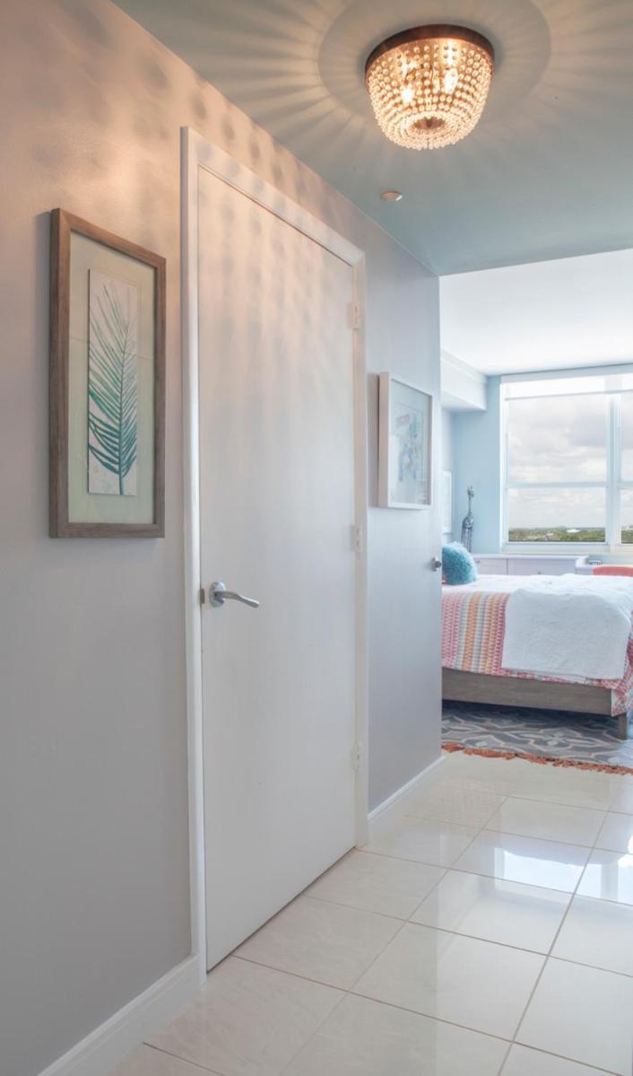 Coconut Grove 10th Floor Private Unit Parking Included Miami