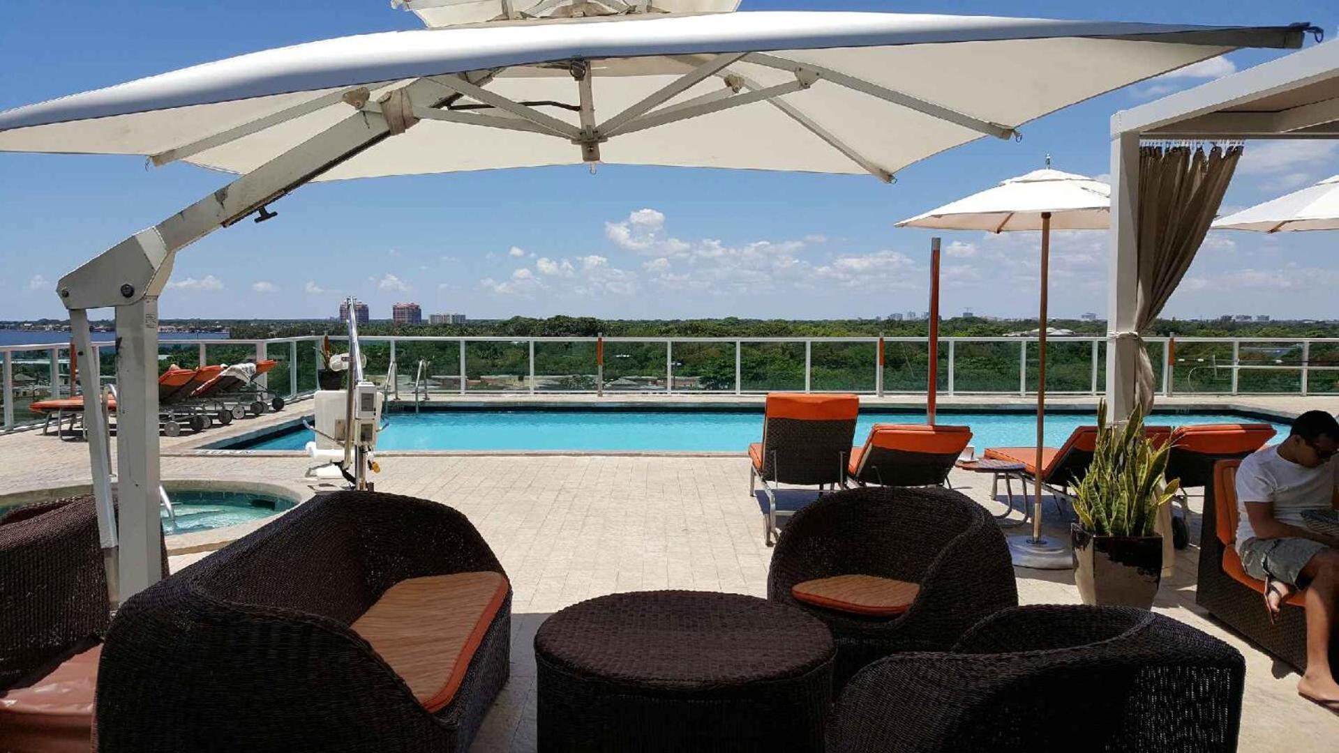 Coconut Grove 10th Floor Private Unit Parking Included *