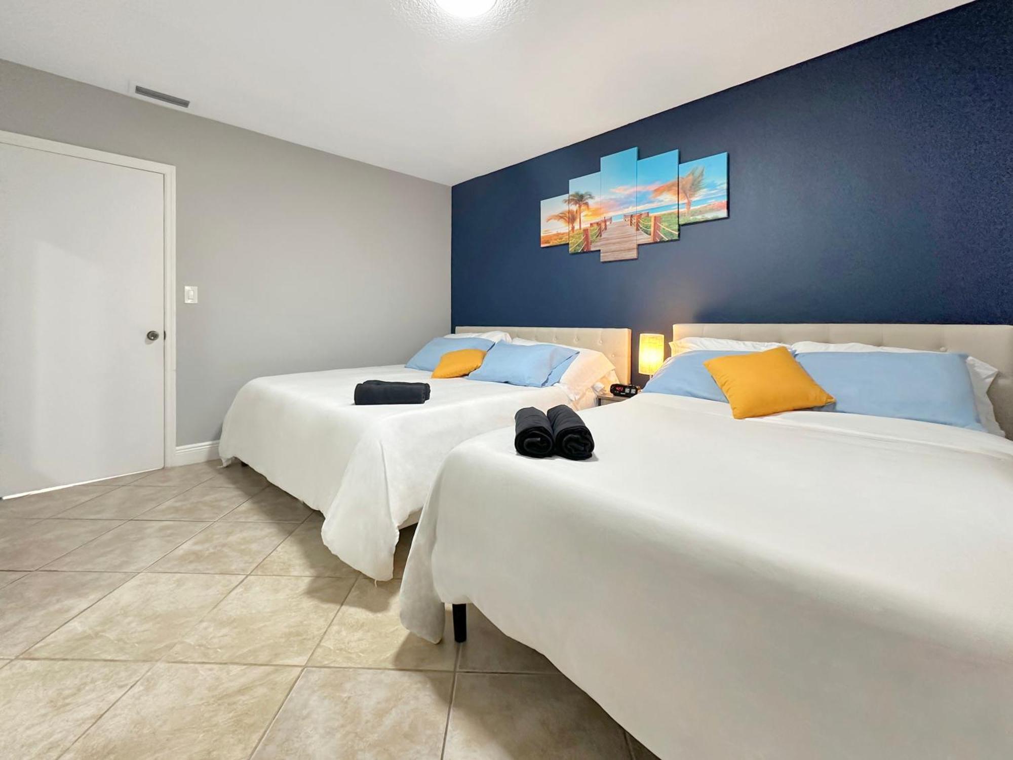 Vacay Spot Happy Escape 15 Min Massage Shower Prime Loc! 6 Blocks Away From Bars, Nite Clubs, Res, Shops * Miami