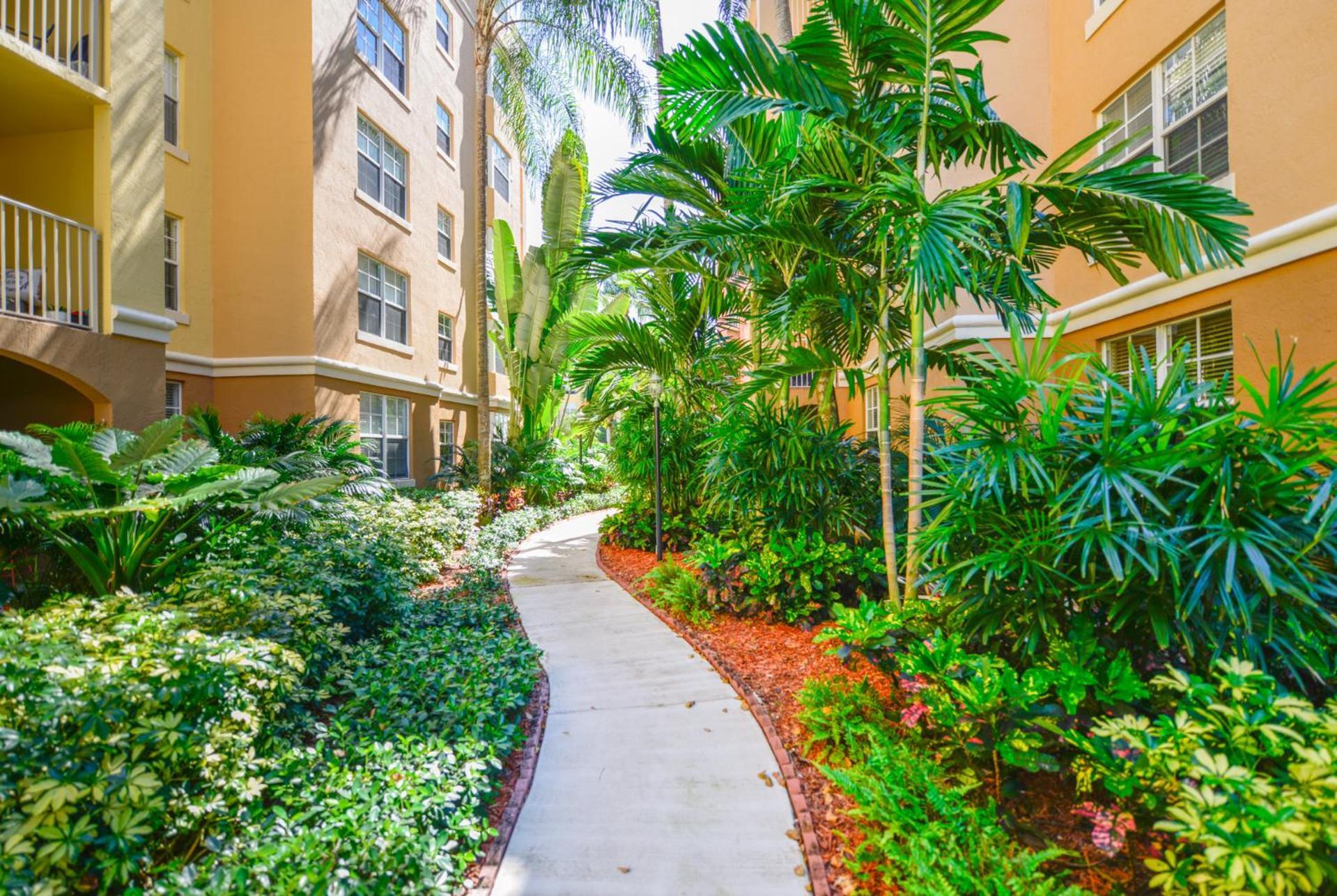 Lux At Yacht Club 10 Min From Apartment *