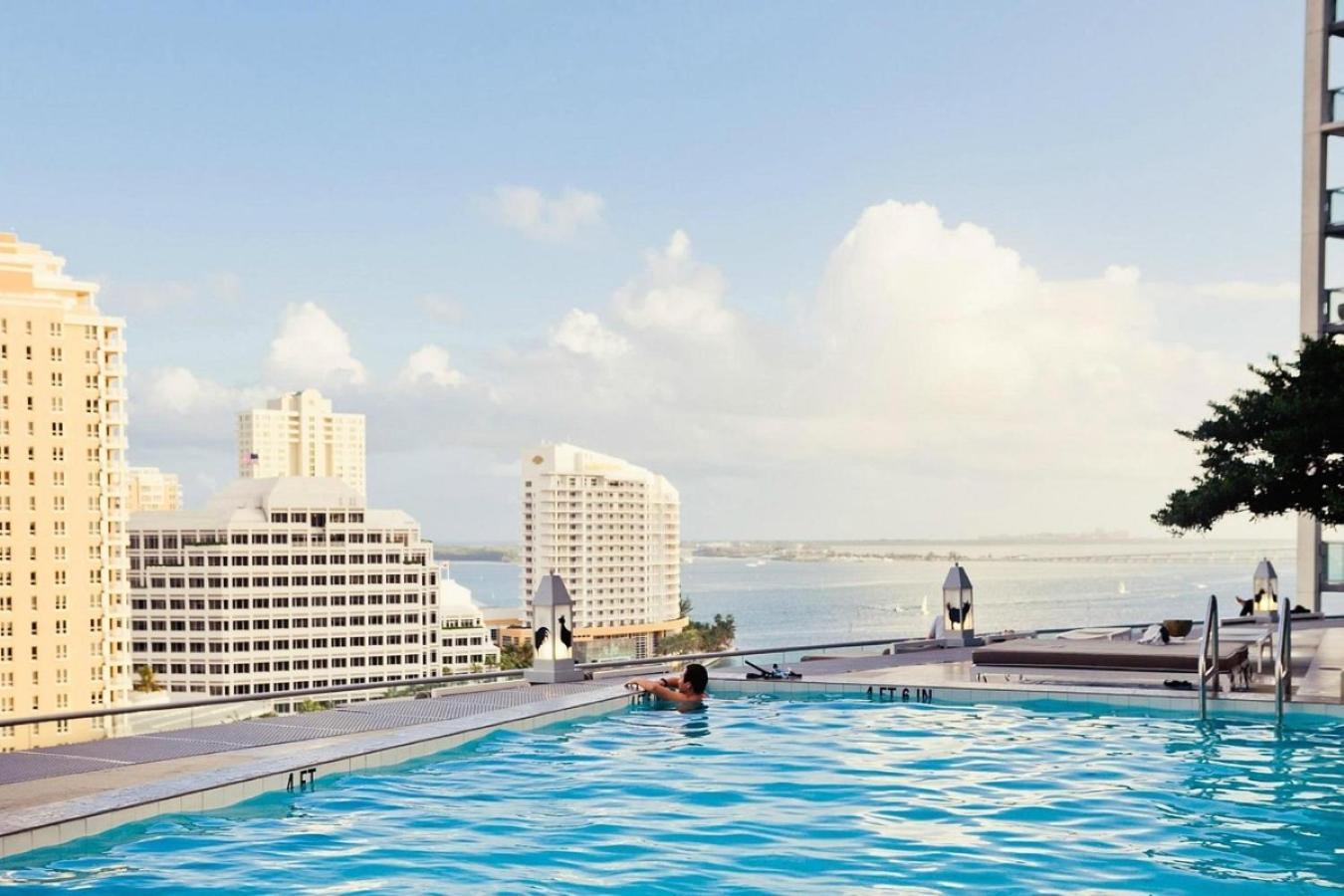 Luxury 45th Floor At Icon Apartment Miami