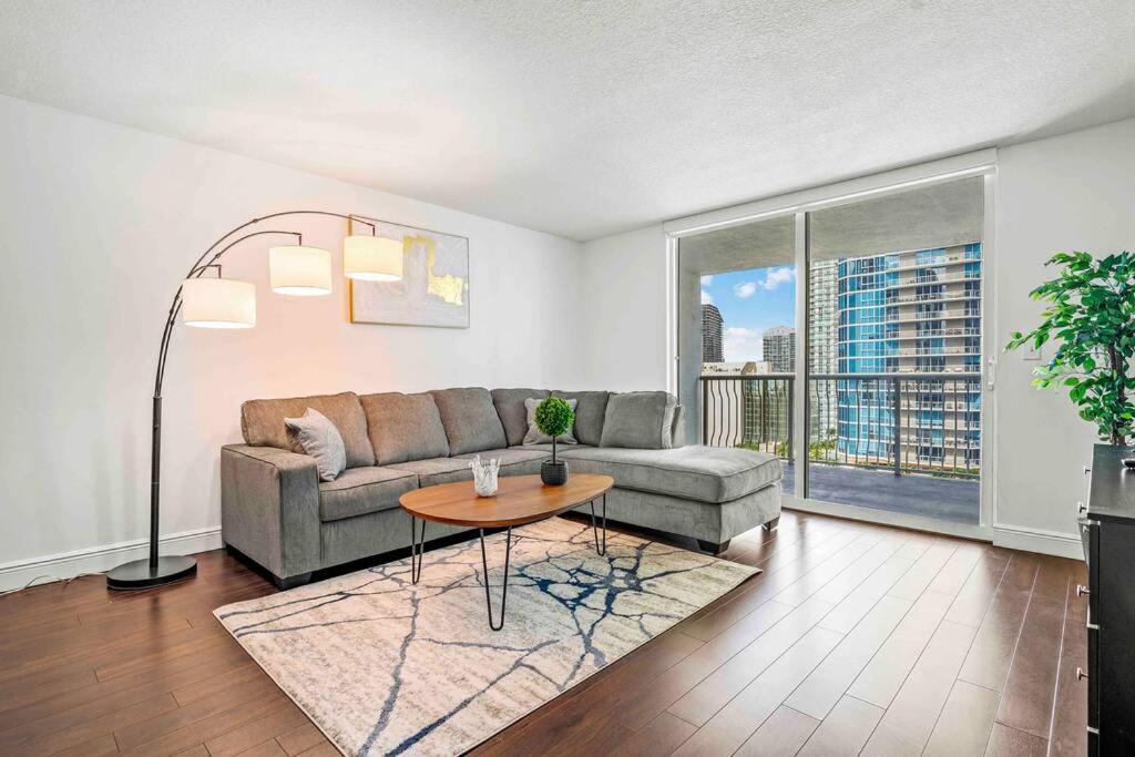 Comfy 28th Floor • Brickell • Ocean & Views Appartement Miami