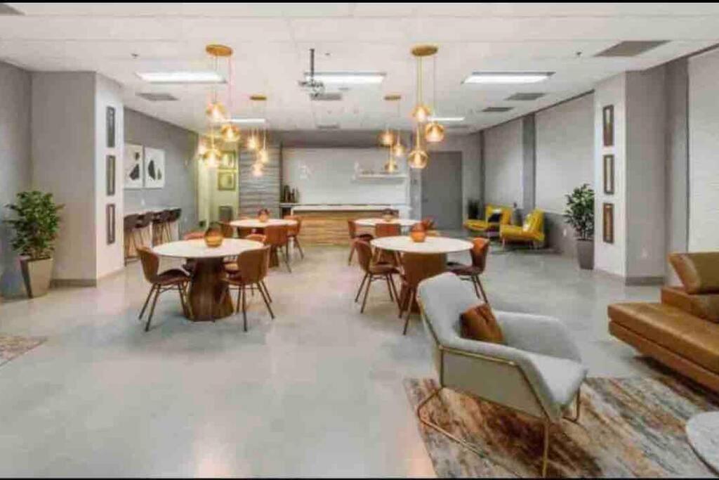 Stunning 1 Bdr 1 Bth • Brickell • Bay & Views Miami