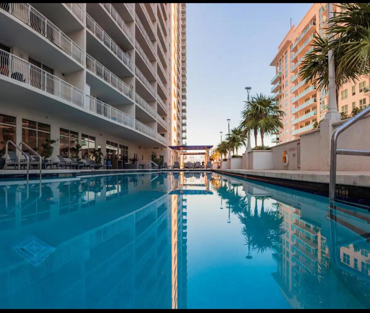 Luxurious 1 Bed • Brickell • Ocean Views