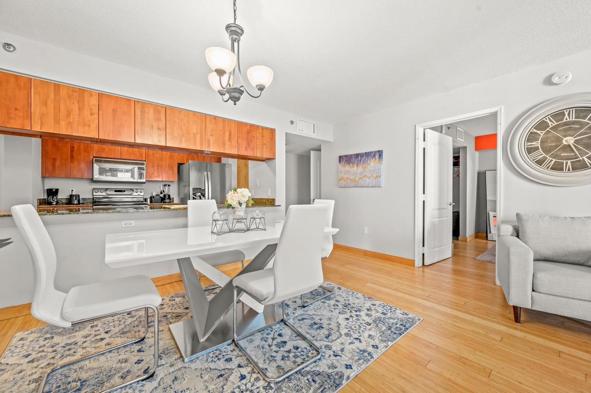 Luxurious 1 Bed • Brickell • Ocean Views
