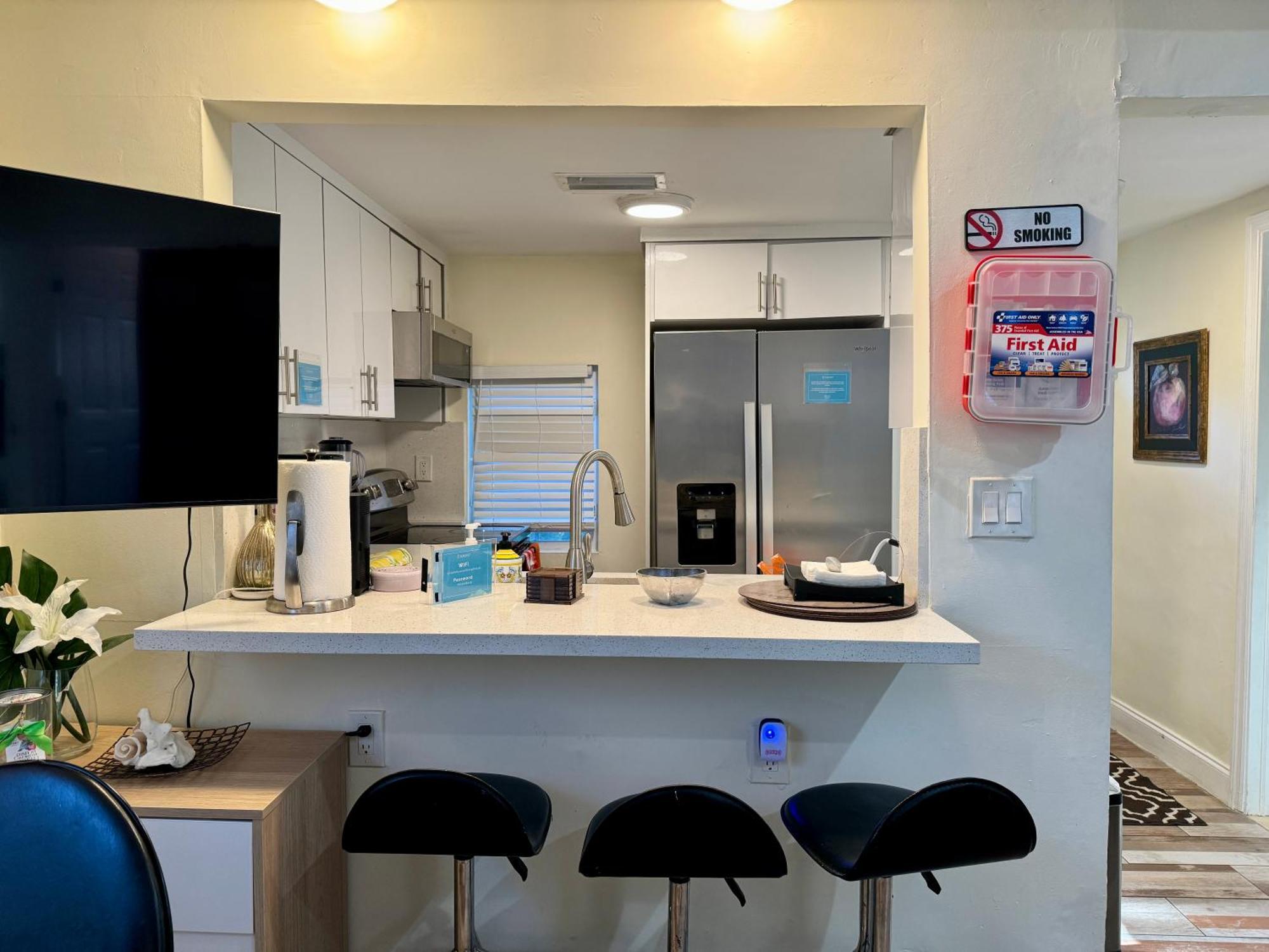Vakantiehuis Bright Townhouse 3 Bedroom Free Parkig Garden Miami