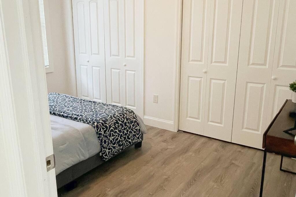 Brickell + Wynwood Wonderland: Spacious 6br Villa