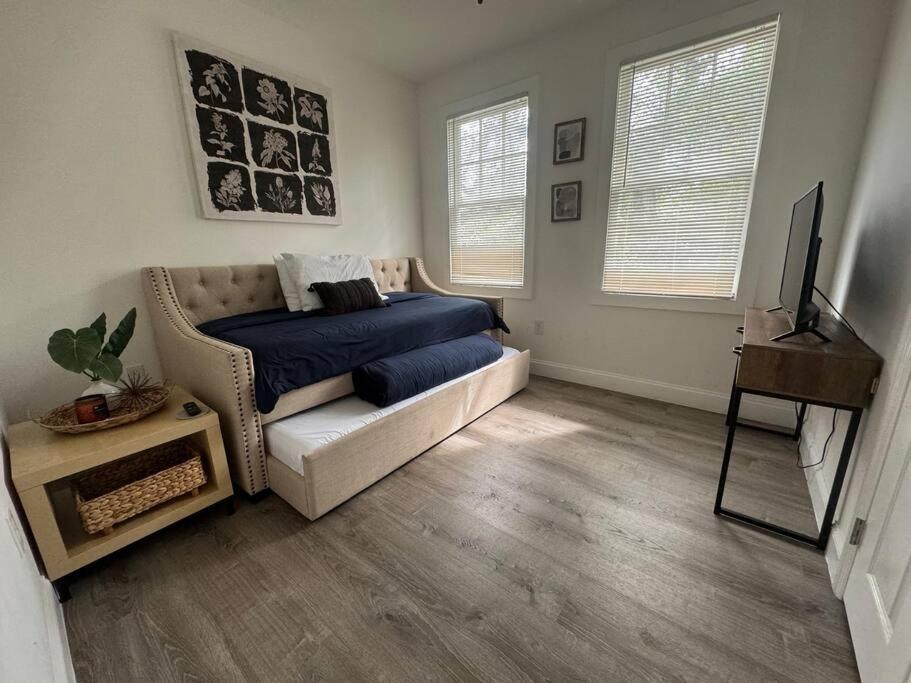 Brickell + Wynwood Wonderland: Spacious 6br