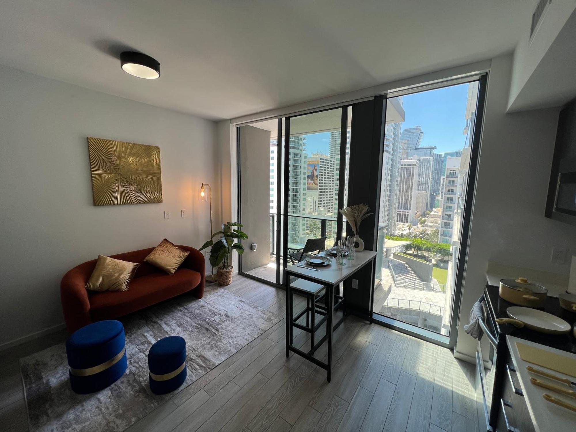 Luxury Waterfront Residences By Lamborghini - Near Kaseya Center Miami