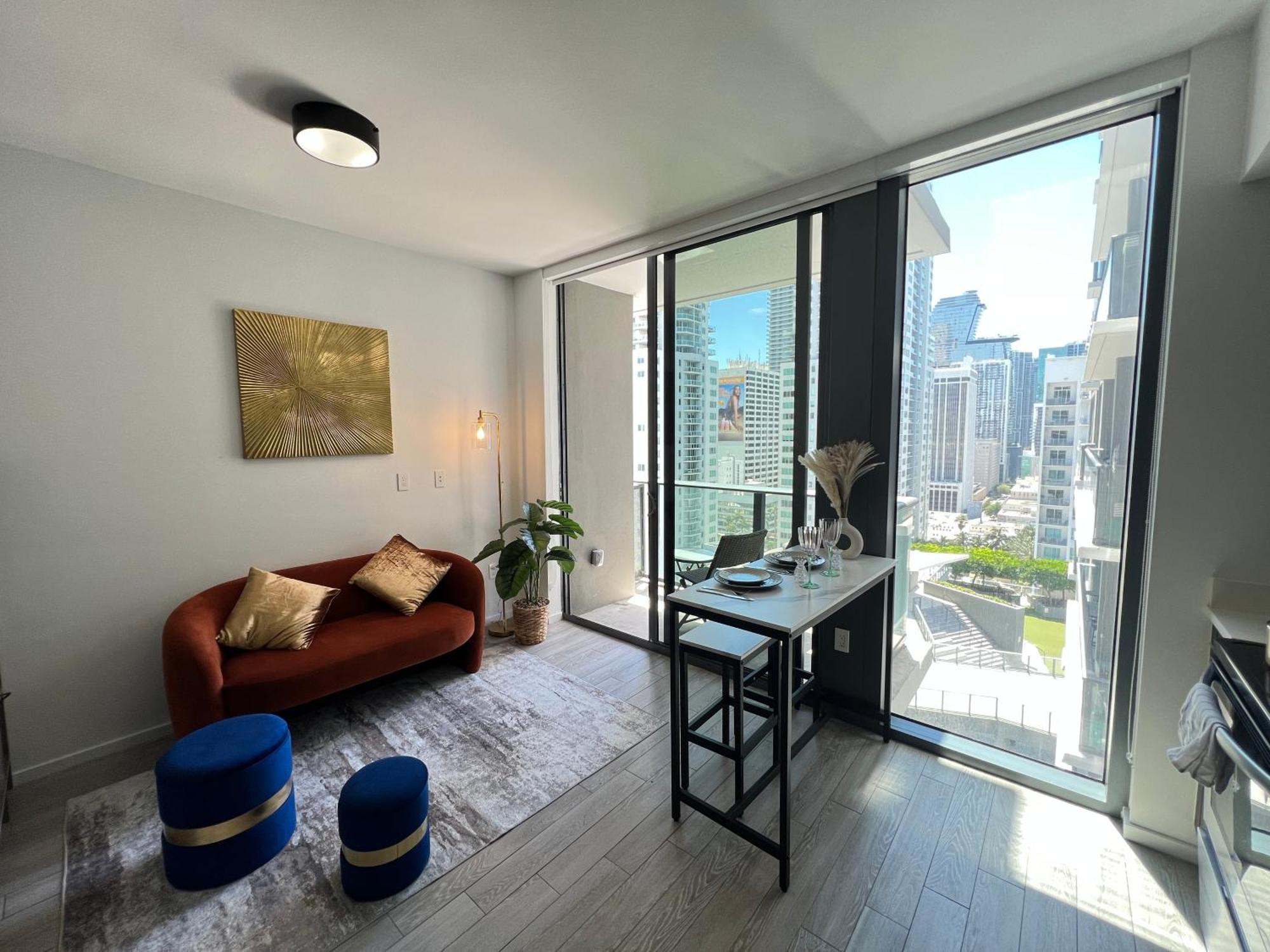 Luxury Waterfront Residences By Lamborghini - Near Kaseya Center Miami