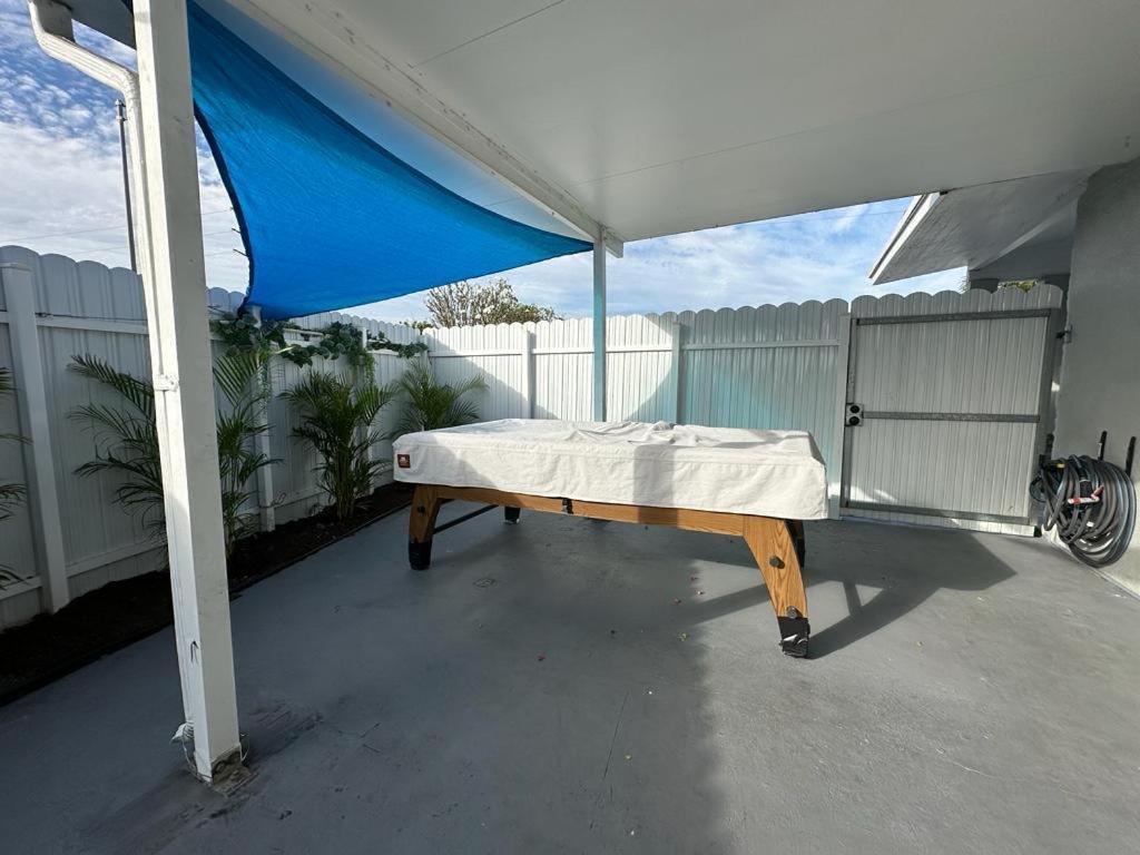 Dream House 4b/2b King Bed Springs, Fl Miami