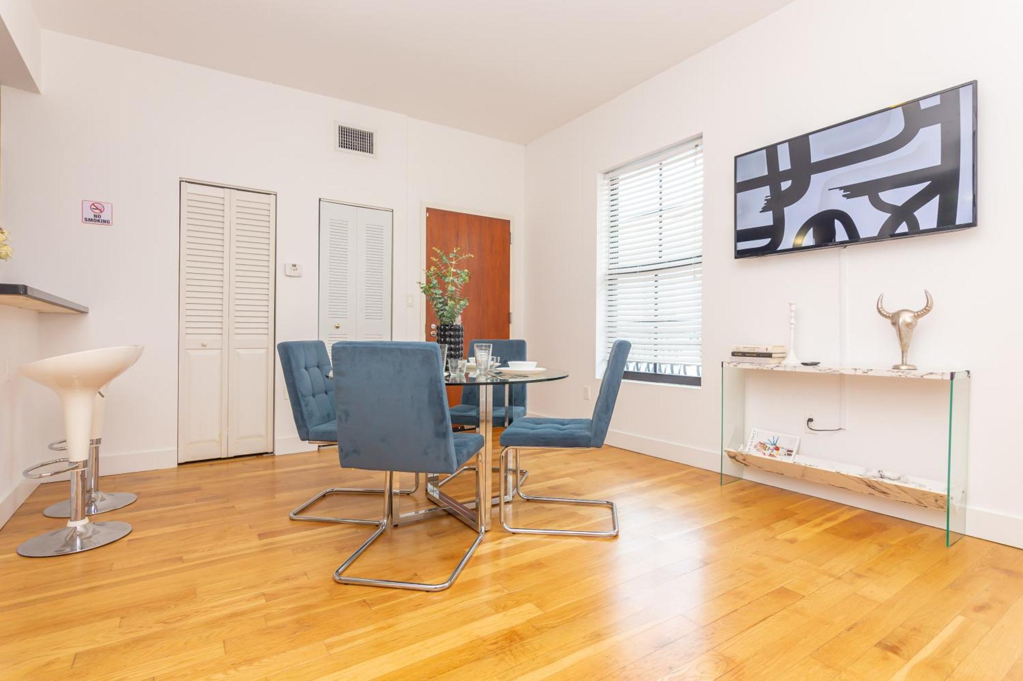 Apartment Downtown - 5 Minutes From Wynwood & Port - Art District Near Beach *