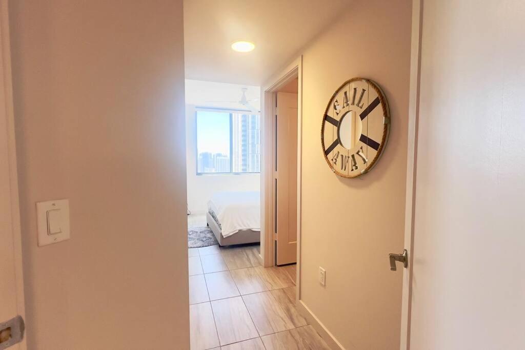 Oceana! 2br With Rooftop Pool & In The World Center Miami