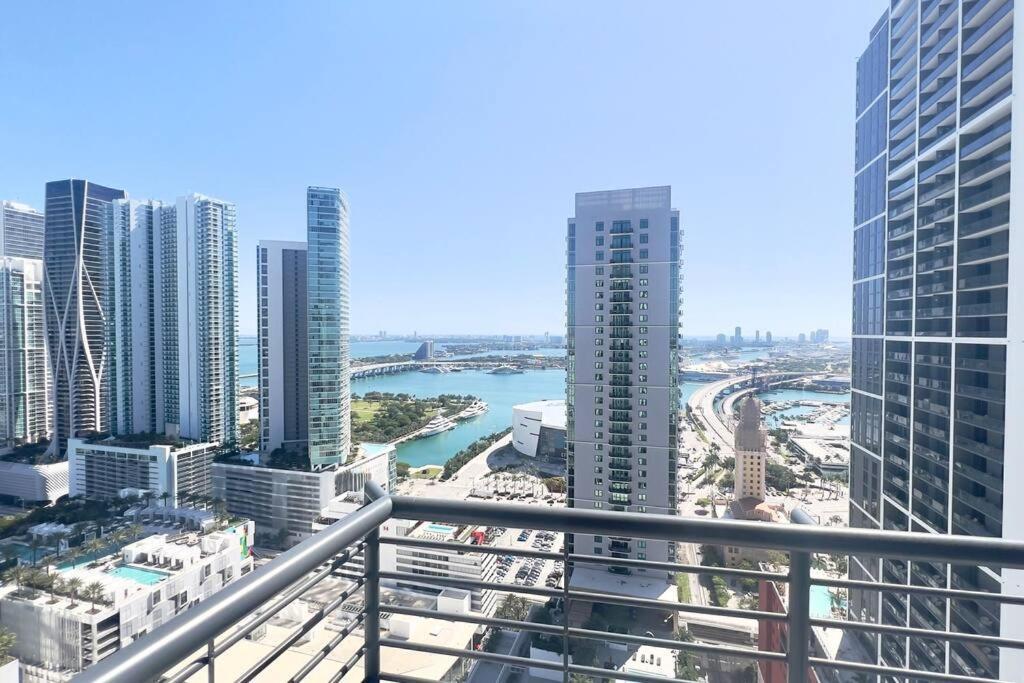 Apartment Oceana! 2br With Rooftop Pool & In The World Center Miami