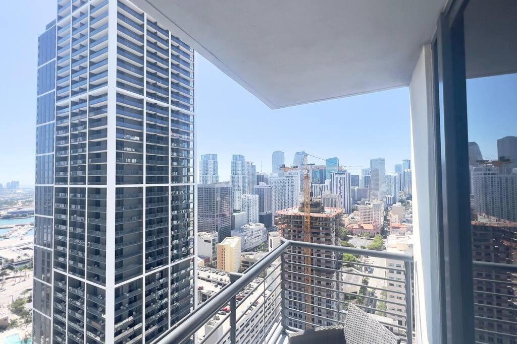 Oceana! 2br With Rooftop Pool & In The World Center Miami