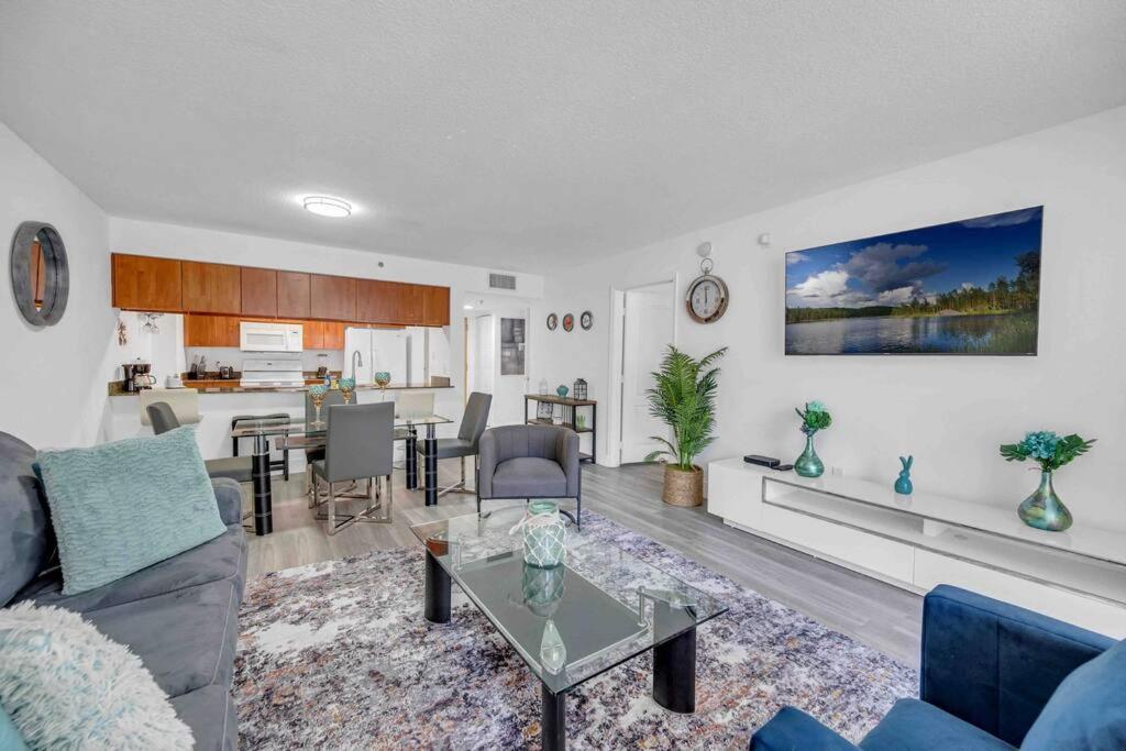 Apartment Spacious 1bedroom Unit Brickell-free Parking