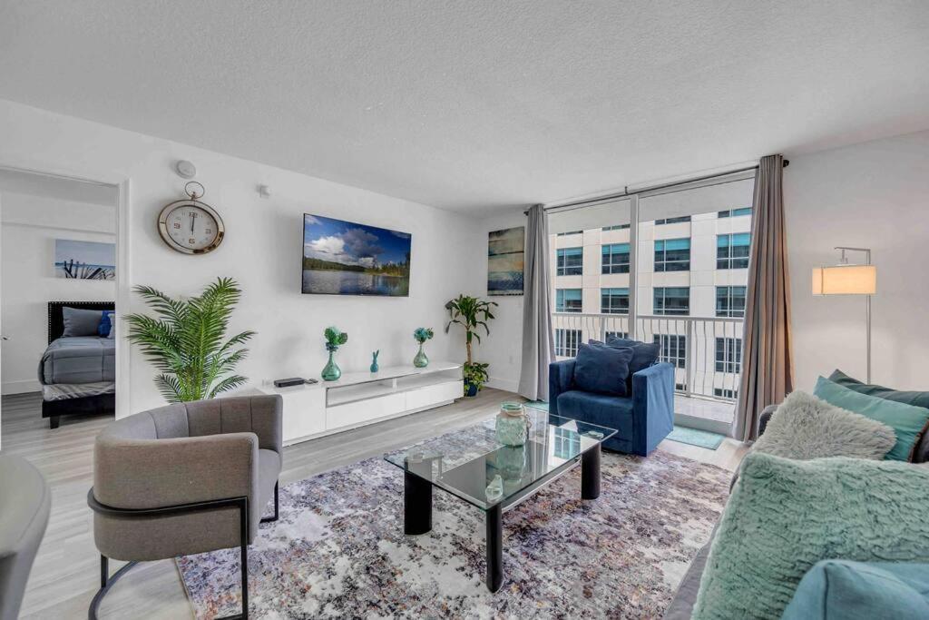 Apartment Spacious 1bedroom Unit Brickell-free Parking *