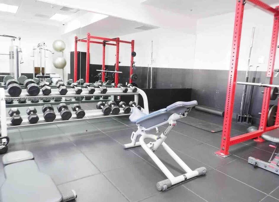 Apartment Spacious 1bedroom Unit Brickell-free Parking Miami