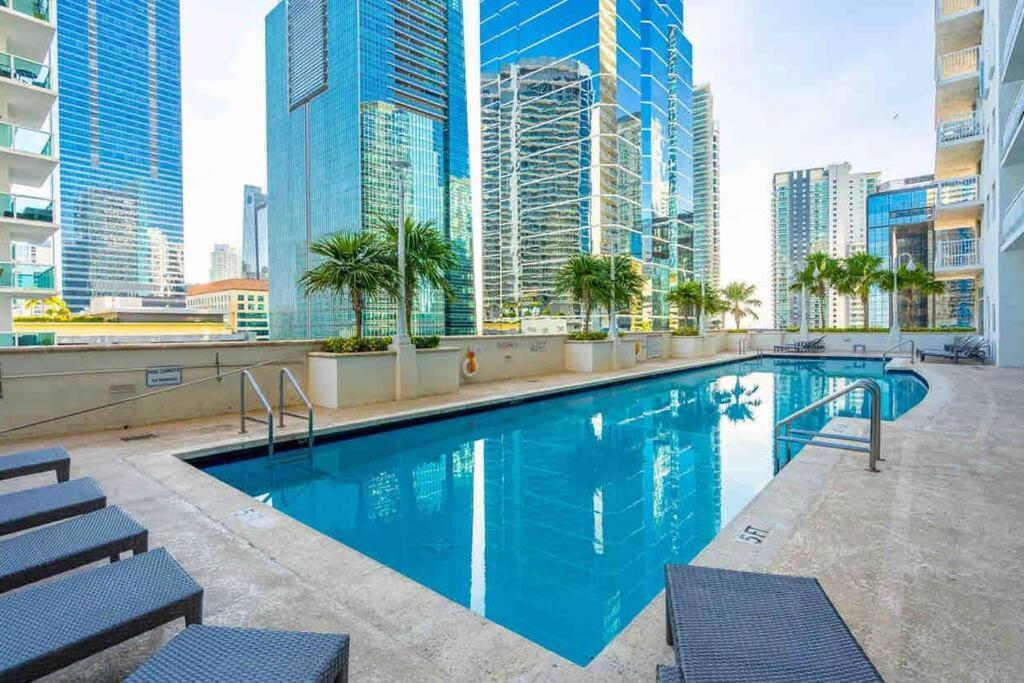 Apartment Spacious 1bedroom Unit Brickell-free Parking